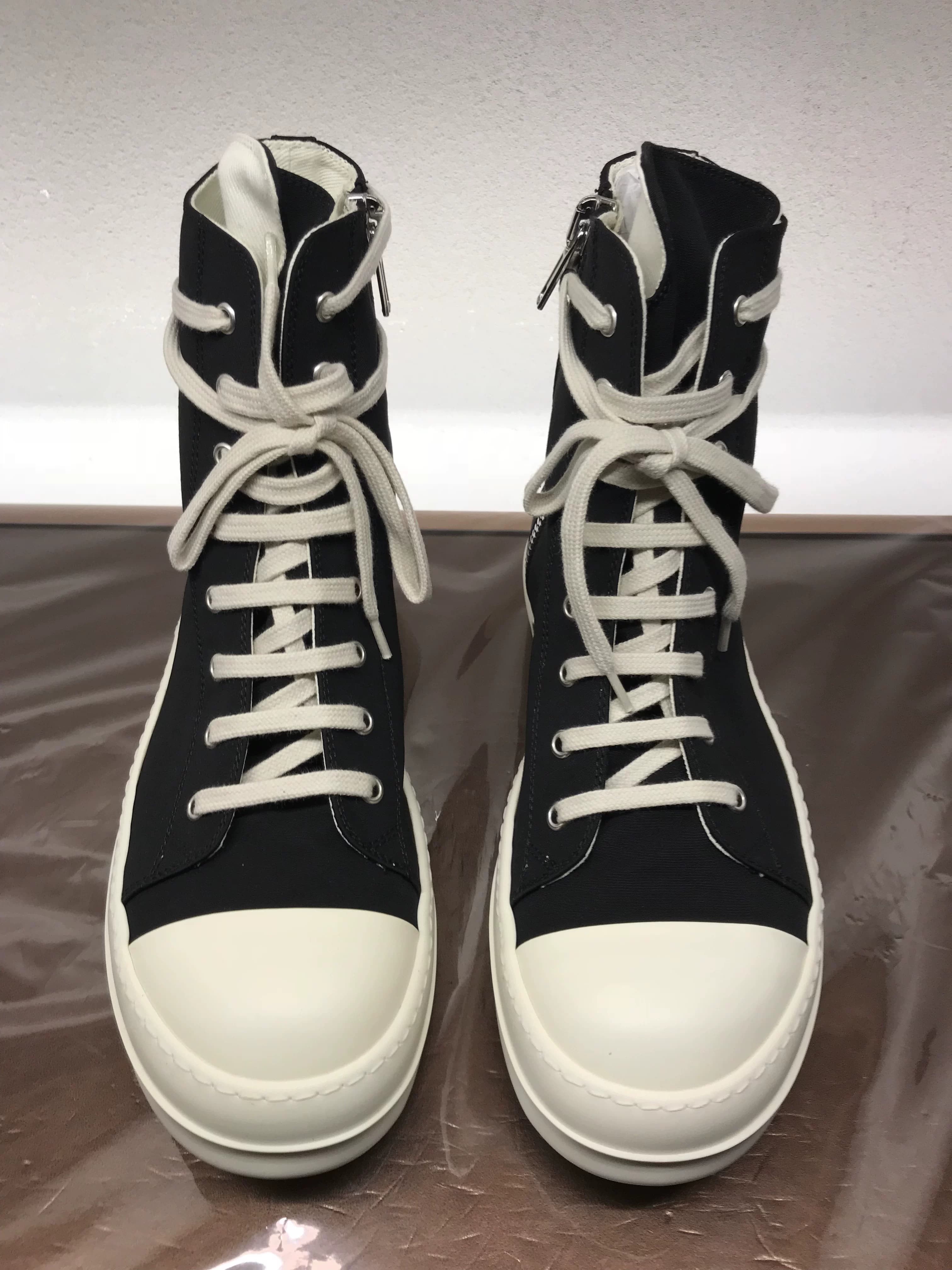 Черно-белые нейлоновые туфли с высоким берцем RICK OWENS DRKSHDW от MUP