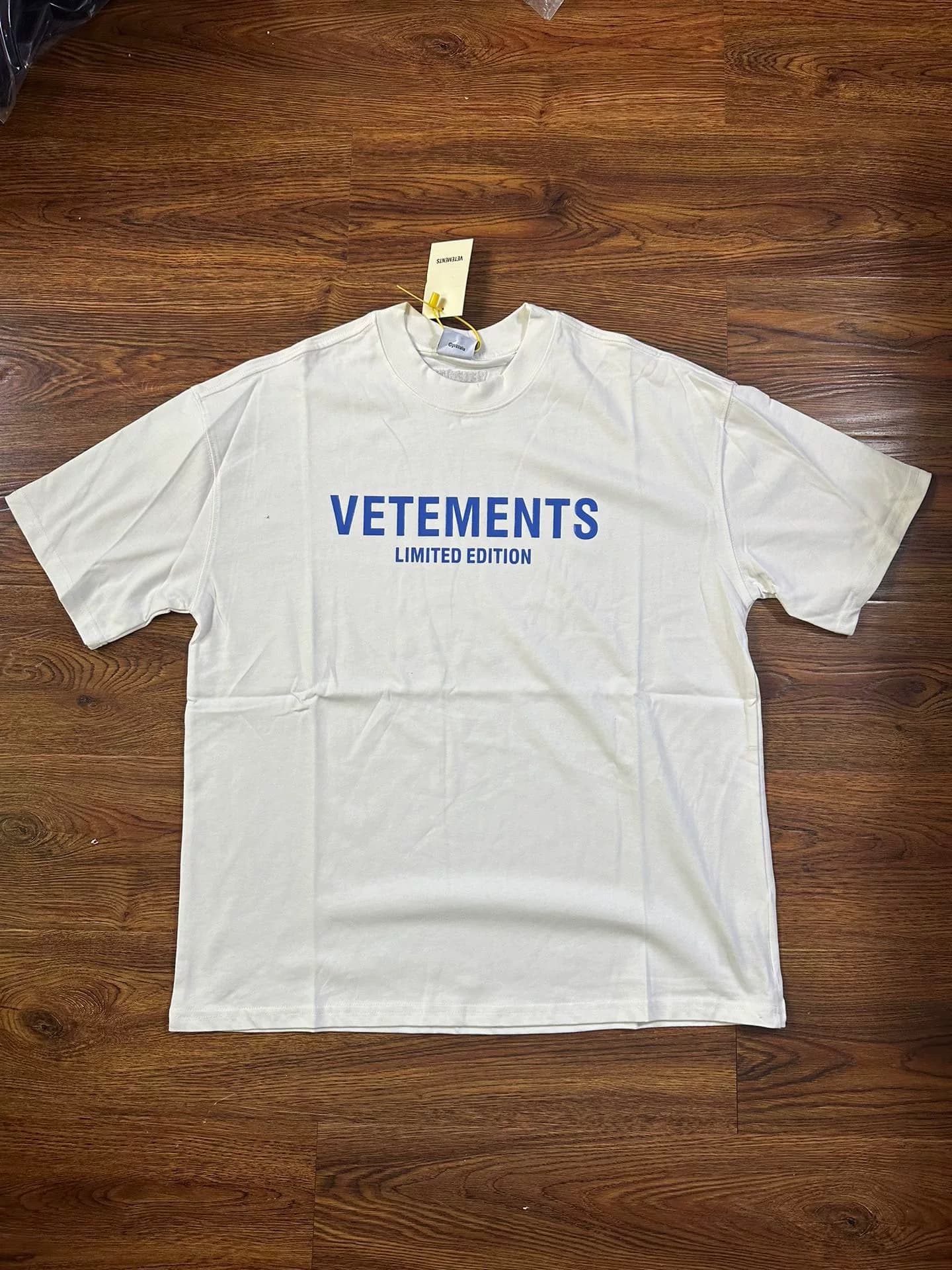 Новый продукт Vetements 24ss классическая базовая печать с коротким буквенным логотипом