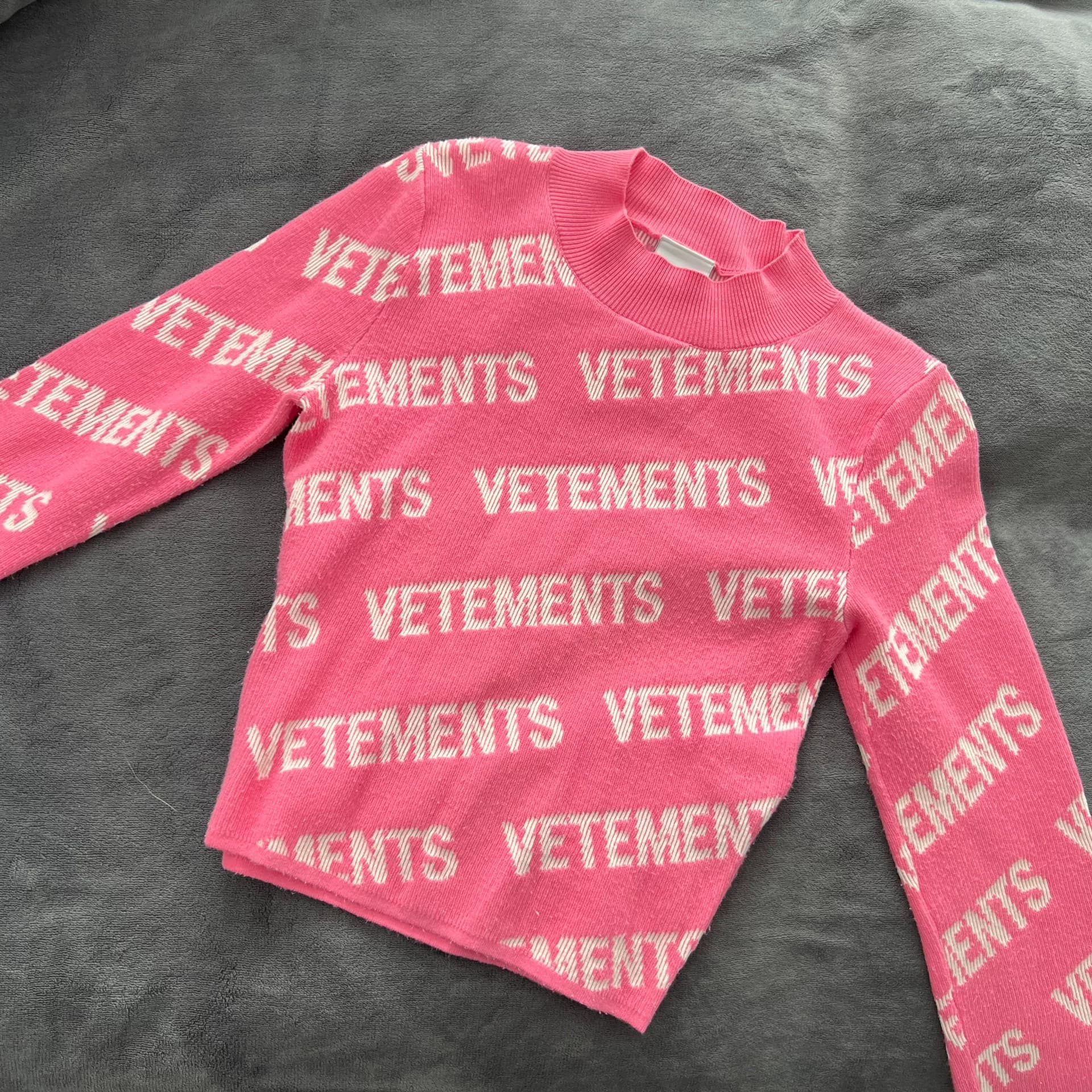Приобретено в кассе VETEMENTS