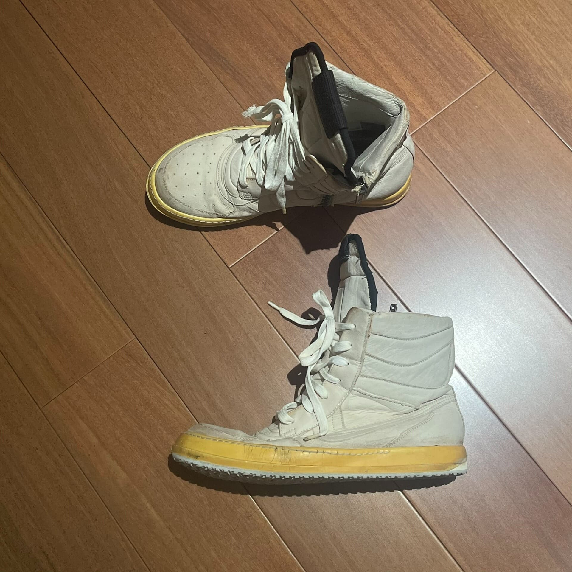 РИК ОУЭНС в 2008 году ЗАМОЧИЛ чисто-белые большие кроссовки Nike