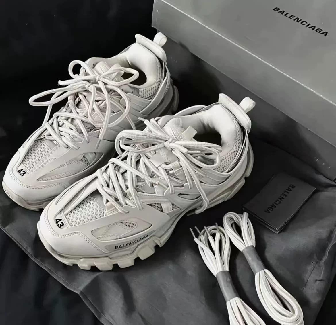 Мужская спортивная одежда Balenciaga от Balenciaga1.