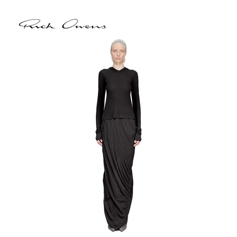 Женская черная трикотажная футболка в рубчик с капюшоном от RICK OWENS