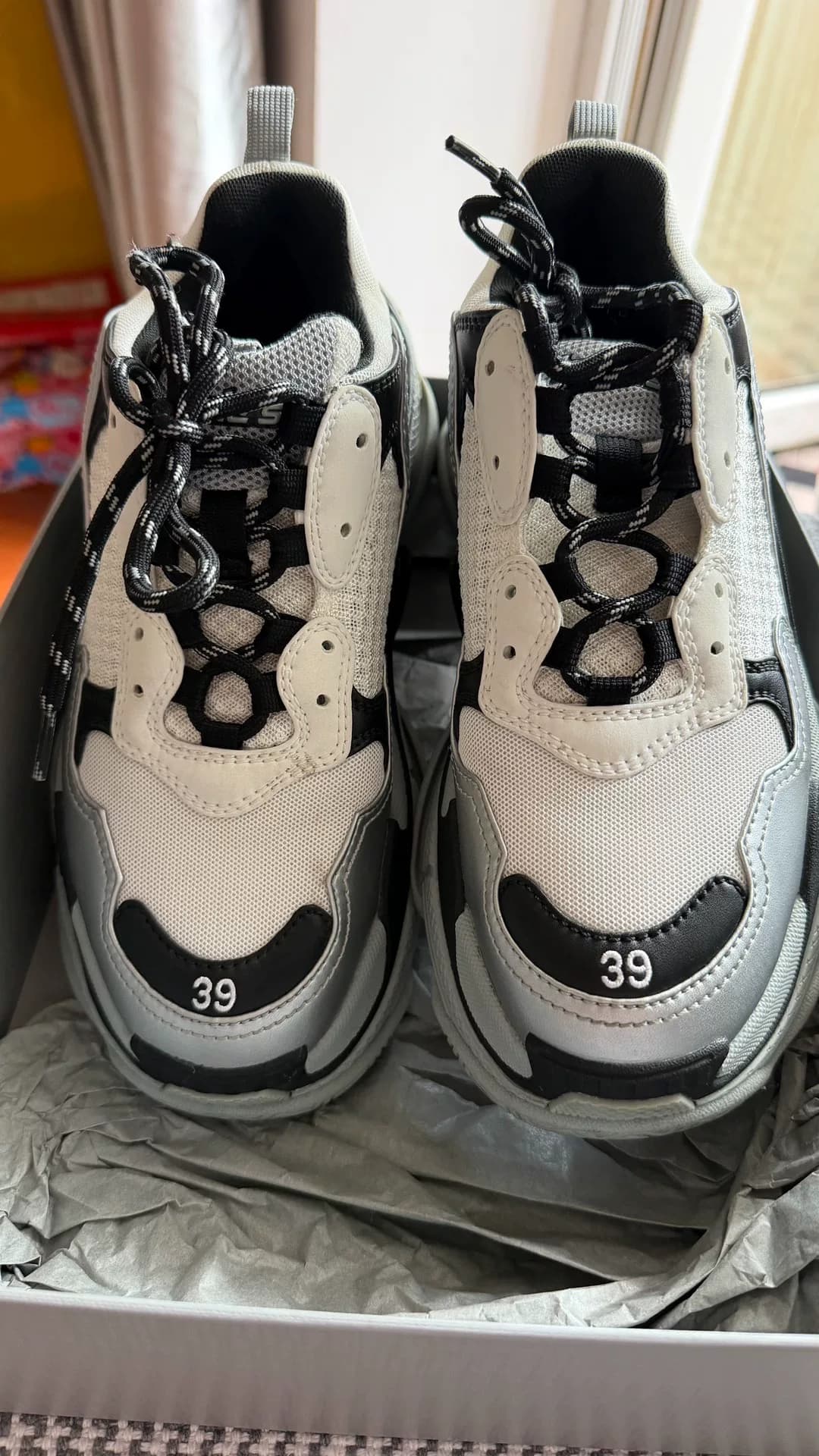Натуральная обувь Balenciaga Balenciaga daddy shoes лимитированная черно-белая серебристая панда с