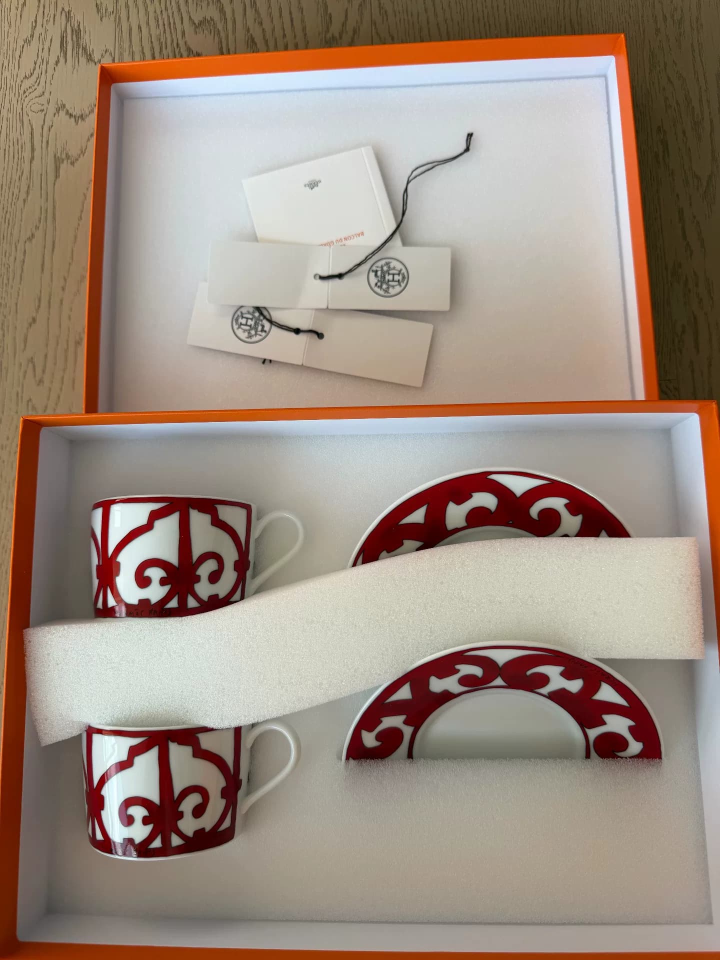 Набор чашек и блюдцев для завтрака на испанском балконе Hermes