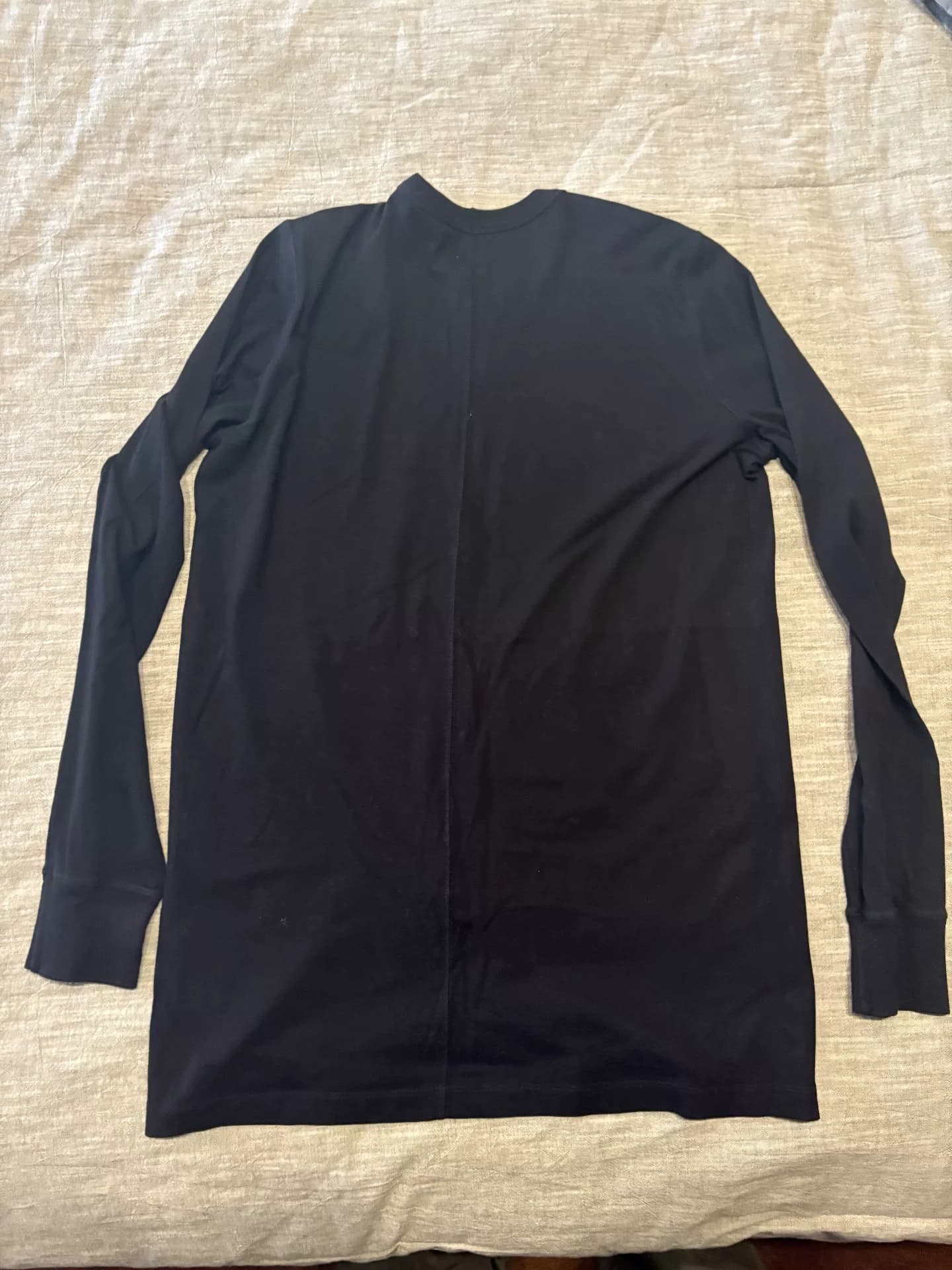 Черная футболка Rick Owens с длинными рукавами, размер M, приталенная, подходит для веса 1