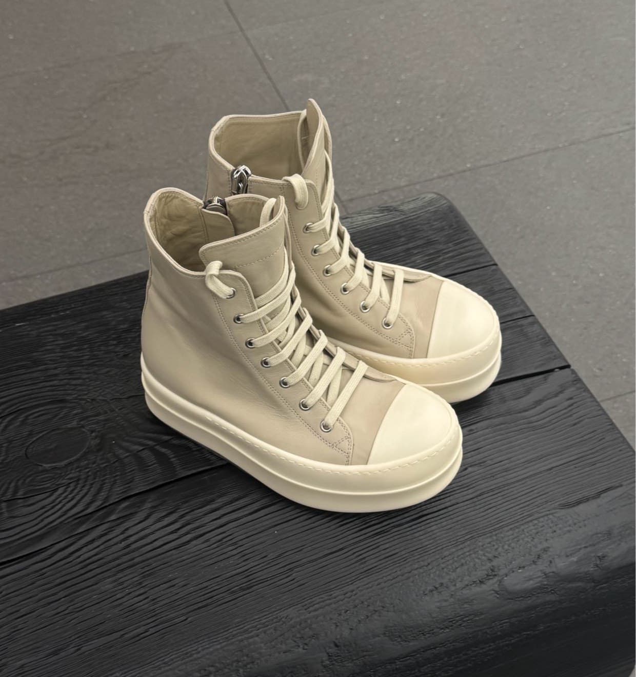 Женская основная линия Rick Owens 26ss ro бежевосерого цвета