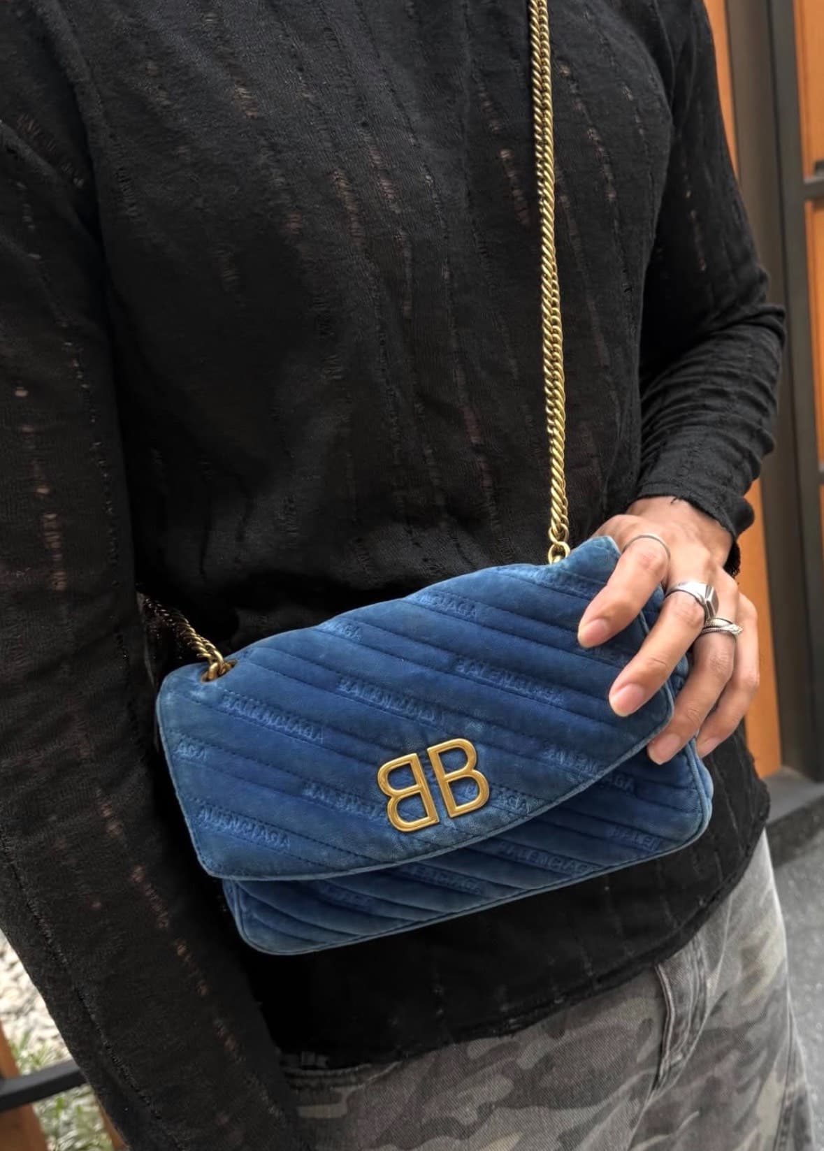 Balenciaga Баленсиага синий бархатный маленький туалет,
