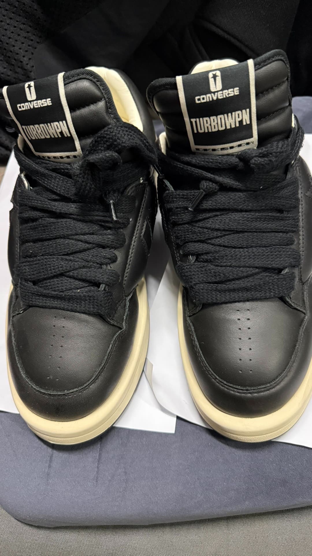 Почти совершенно новый Rick Owens DRKSHDW x Conv