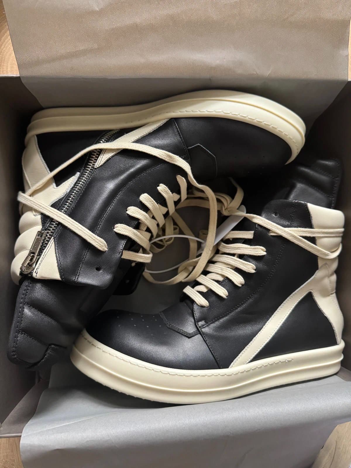 ro high-top inverted triangle, rick owens, размер 42, 255 фунтов стерлингов, бесплатная доставка