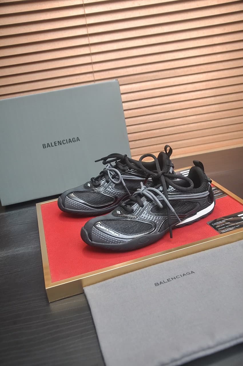 Совершенно новые кроссовки Balenciaga Balenciaga Radar series, оригинал