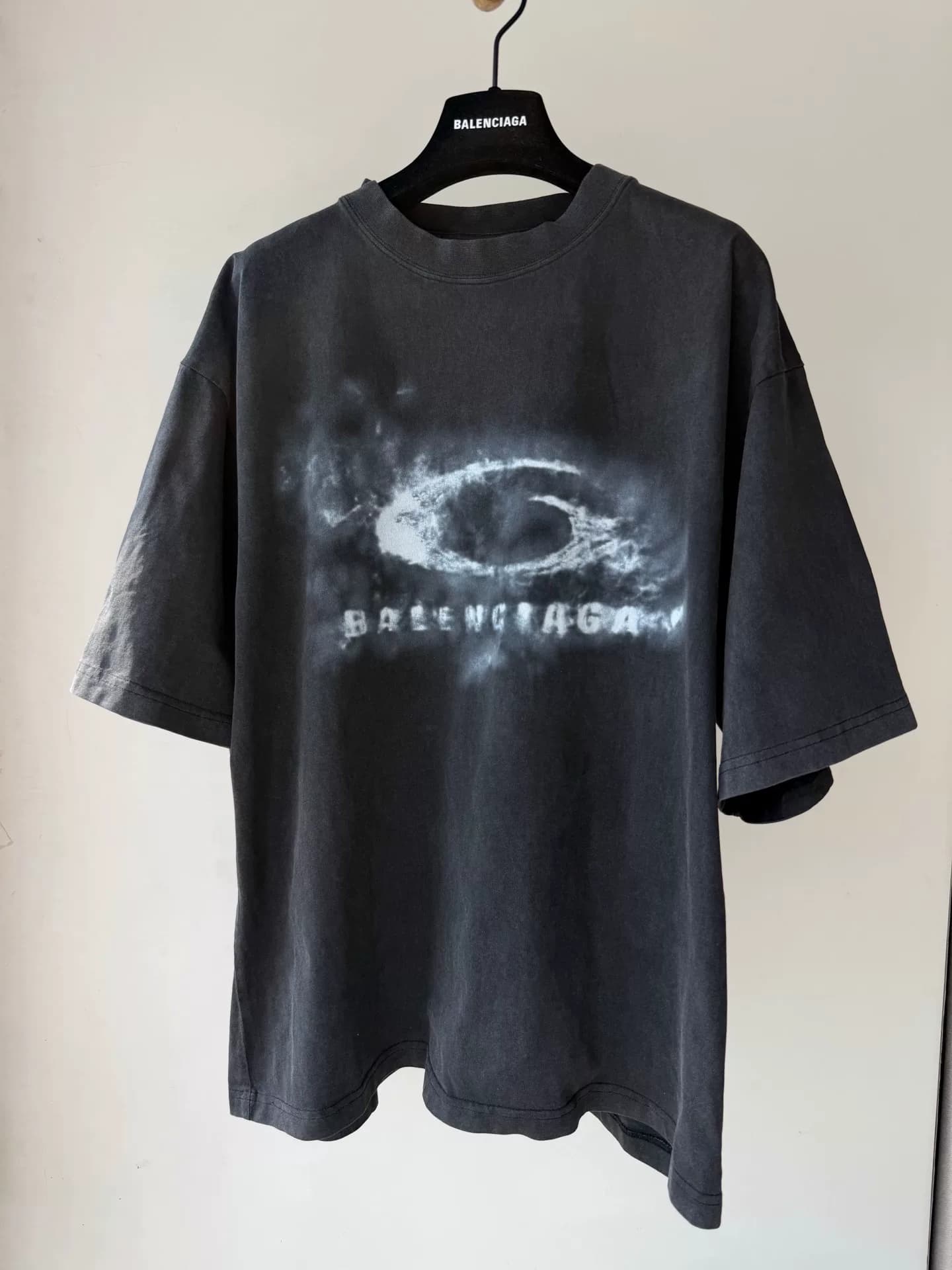 Balenciaga Balenciaga FW25 из хлопчатобумажного джерси с круглым вырезом и принтом