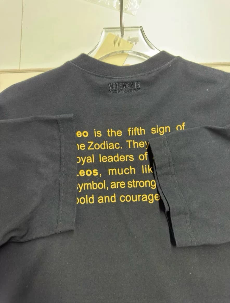 Предметы из коллекции Vetements периода Лео Демны