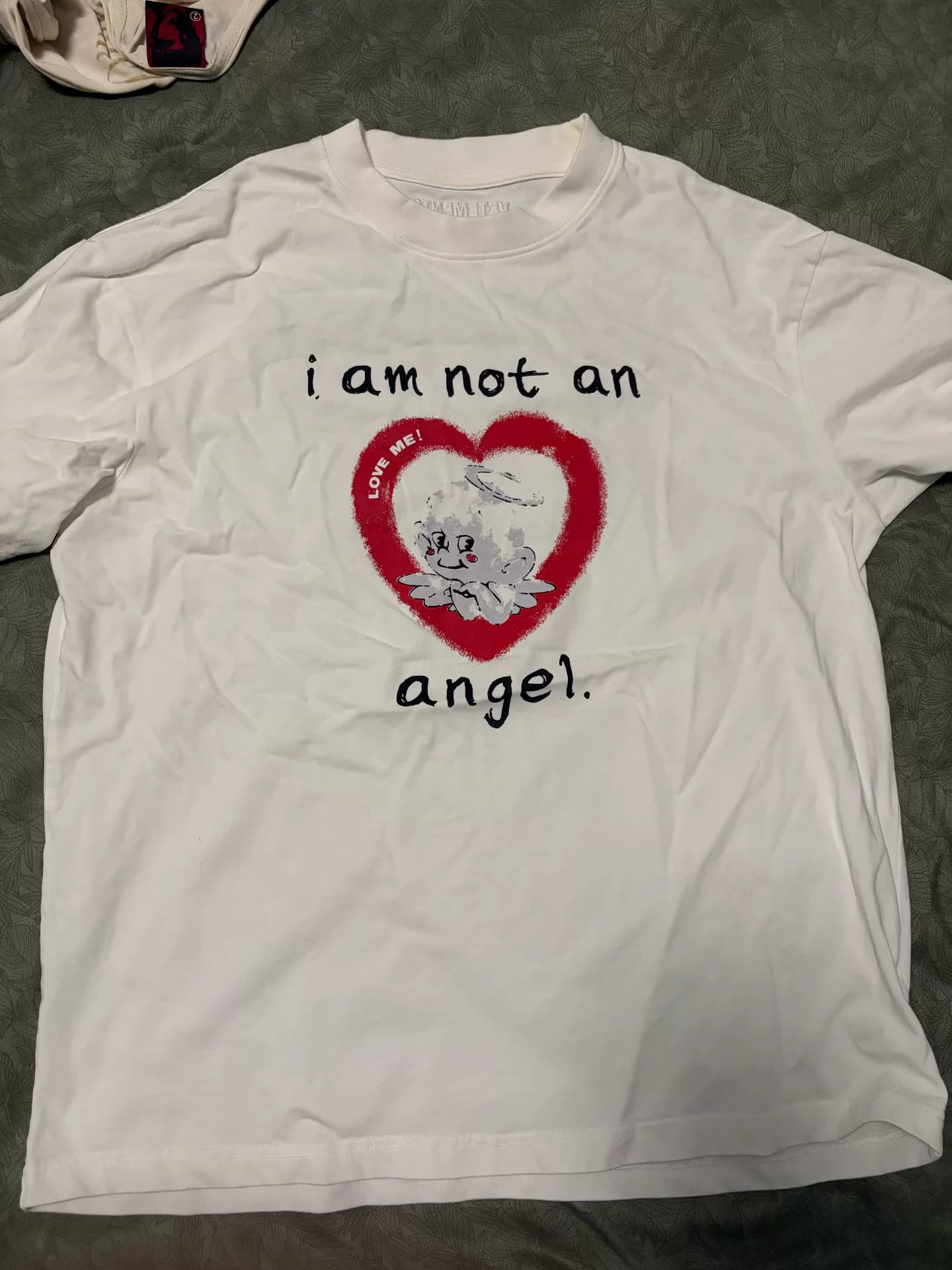 Футболка Vetements Angel с короткими рукавами размера m доступна для бесплатной доставки только после примерки