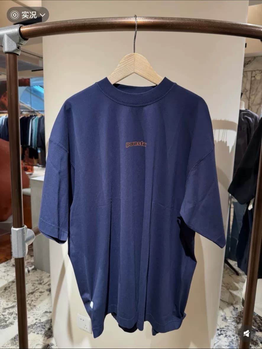 новая весенне-летняя футболка vetements 2026