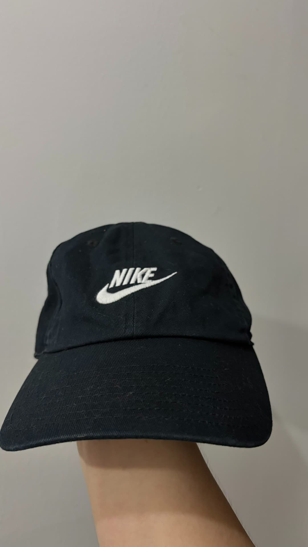 Натуральная бейсболка Nike Nike + классическая черная бейсболка с надписью small label + одинаковый стиль для мужчин и женщин + регулируется на один…