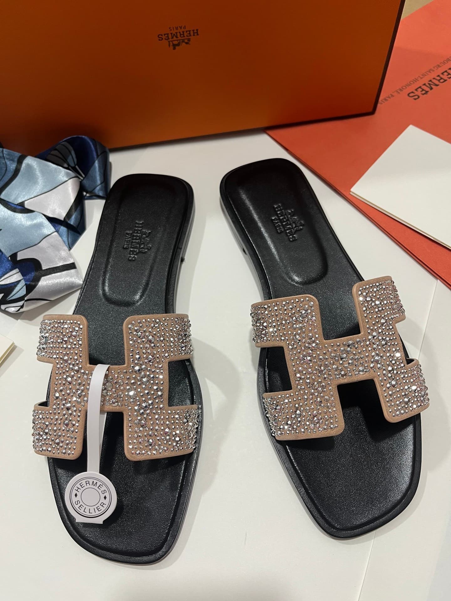 Тапочки Hermes Hermes H совершенно новые аксессуары в комплекте из воловьей кожи в бриллиантовом стиле