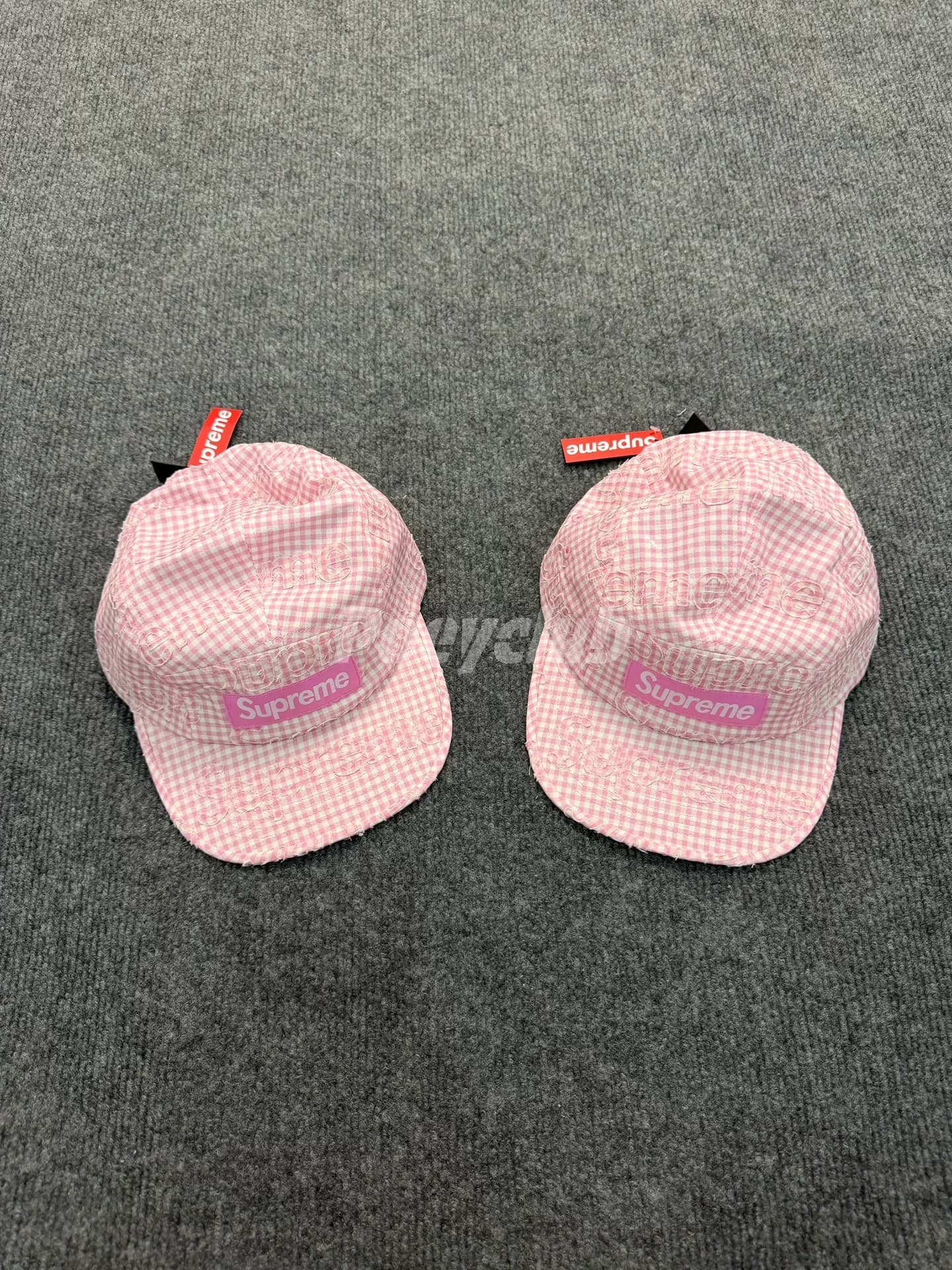 supreme SS26 НЕДЕЛЯ 15 розовая сетка