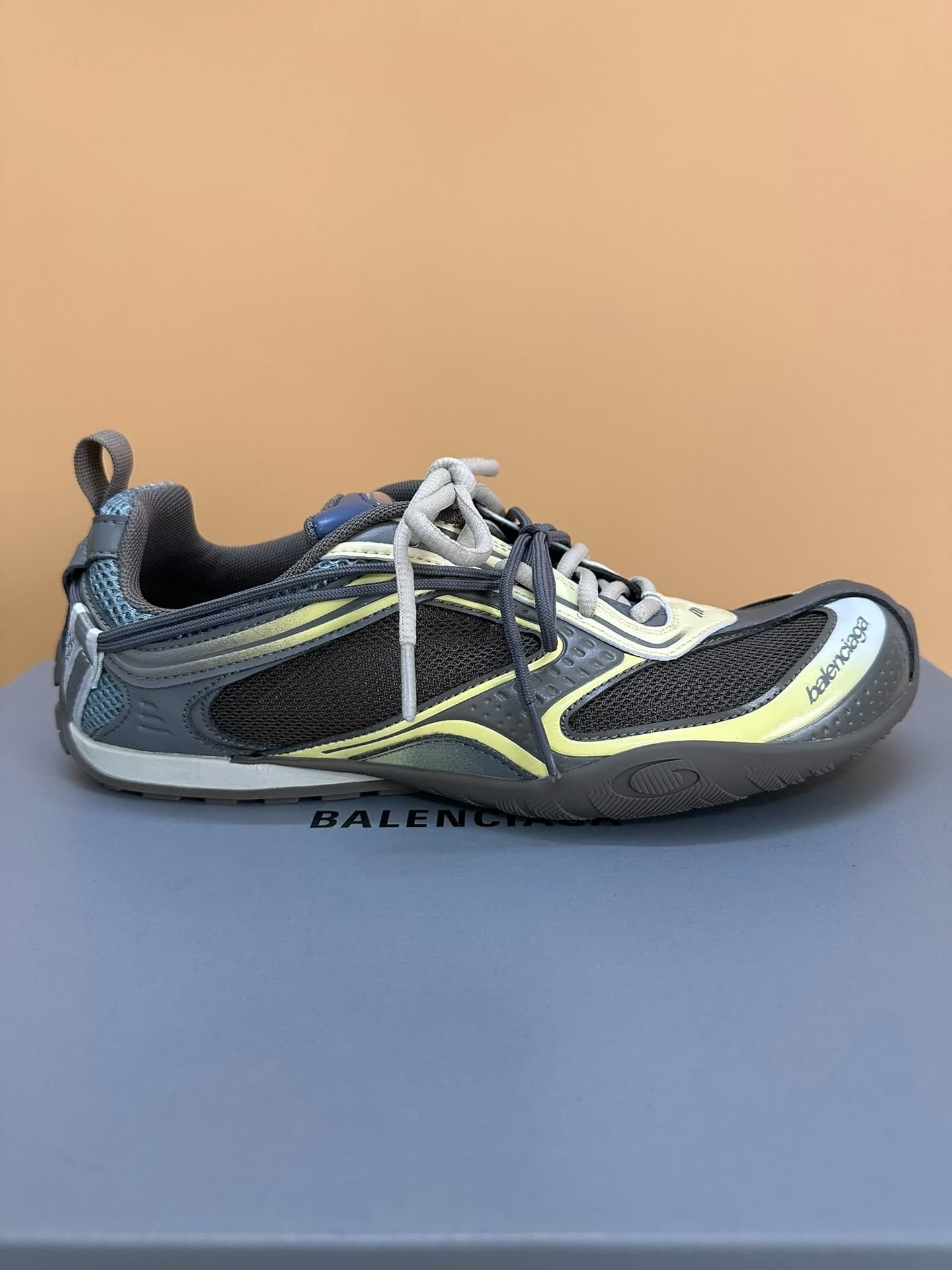 Balenciaga Радарный градиент Balenciaga