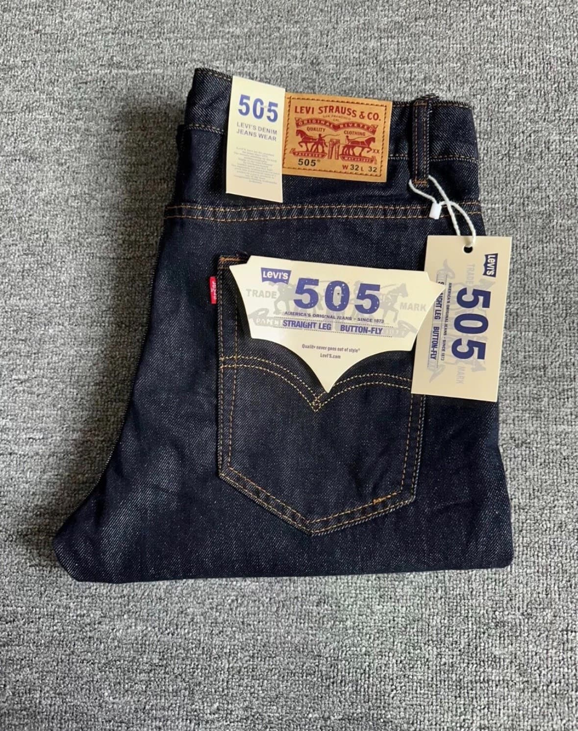 Совершенно новые мужские джинсы Levi's Levi's 505 оригинального коровьего цвета, выполненные по трем стандартам, необрезанные и висячие