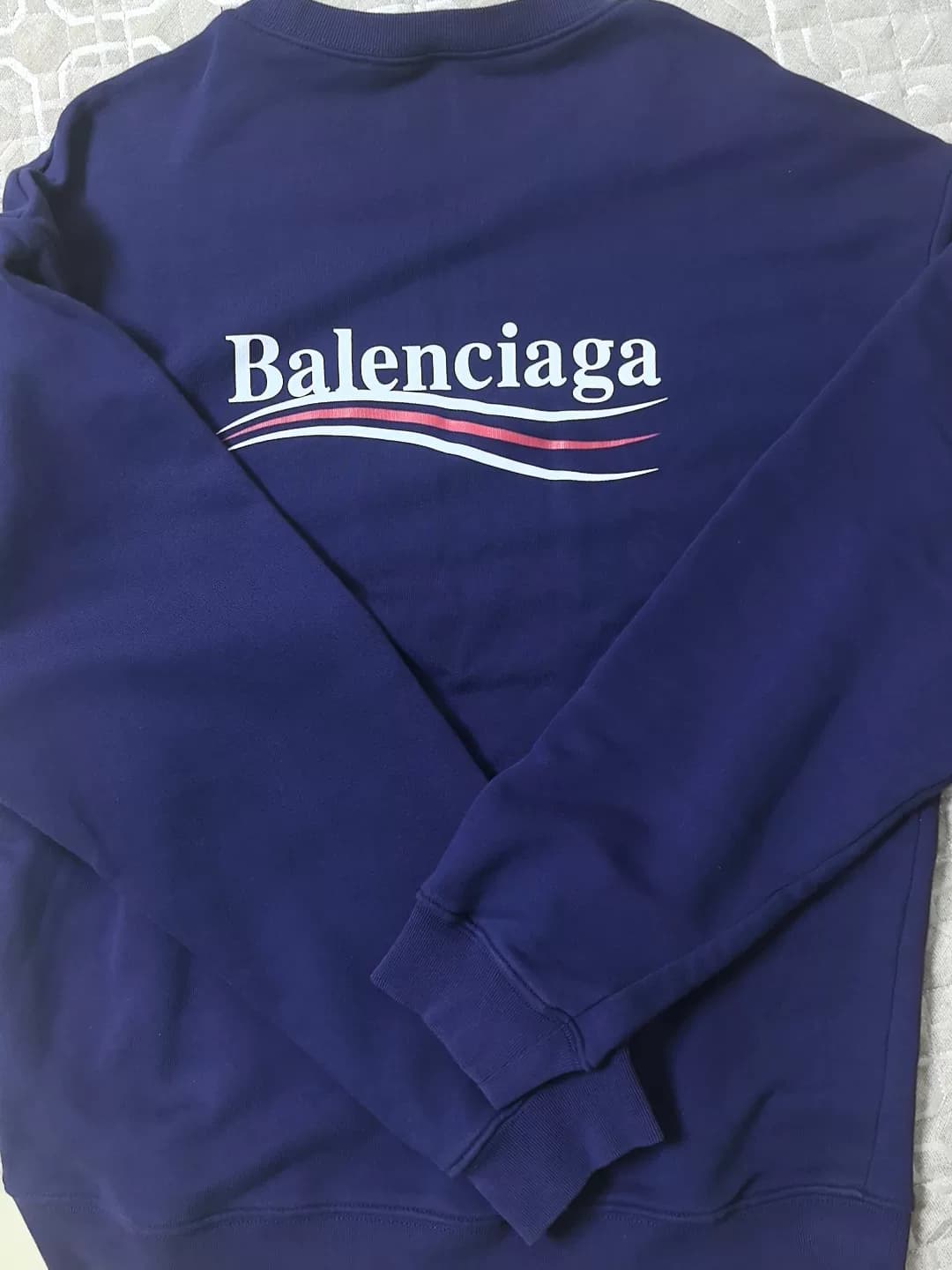 Свитер Balenciaga фиолетовый размер M