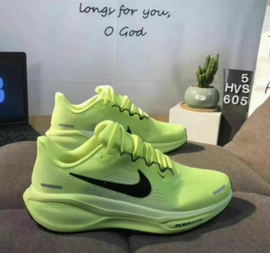 Совершенно новые, нераспечатанные Nike, первоначальная цена составляет более 500 долларов, магазин переехал, на новой Луне приземлился мужчина Pegasu…