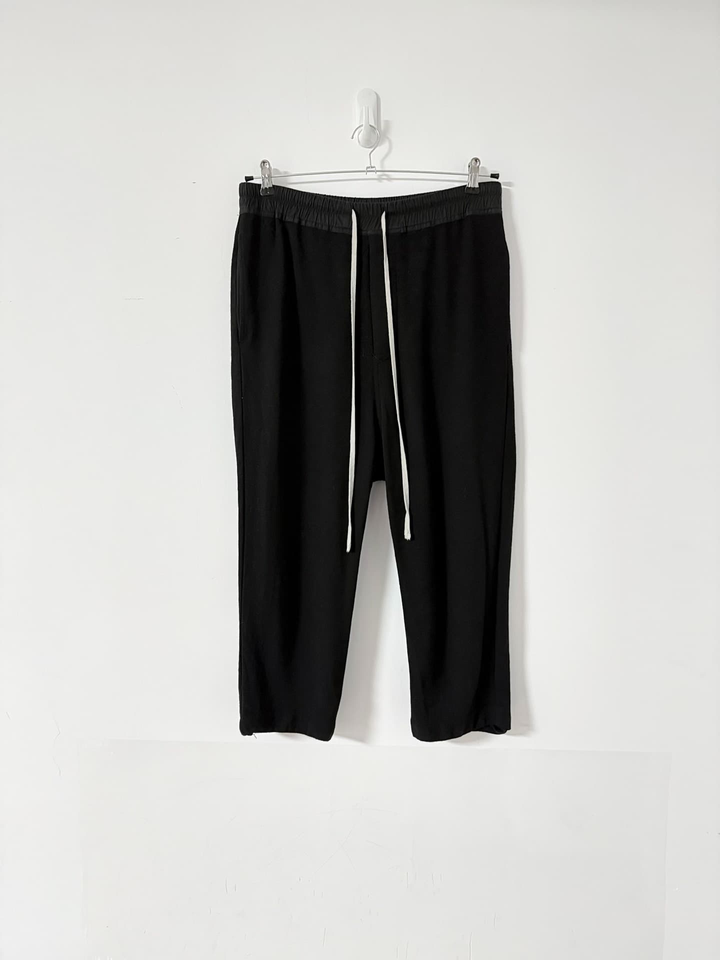 Брюки Rick Owens main line из черной полушерстяной смеси с низкой посадкой на промежности
