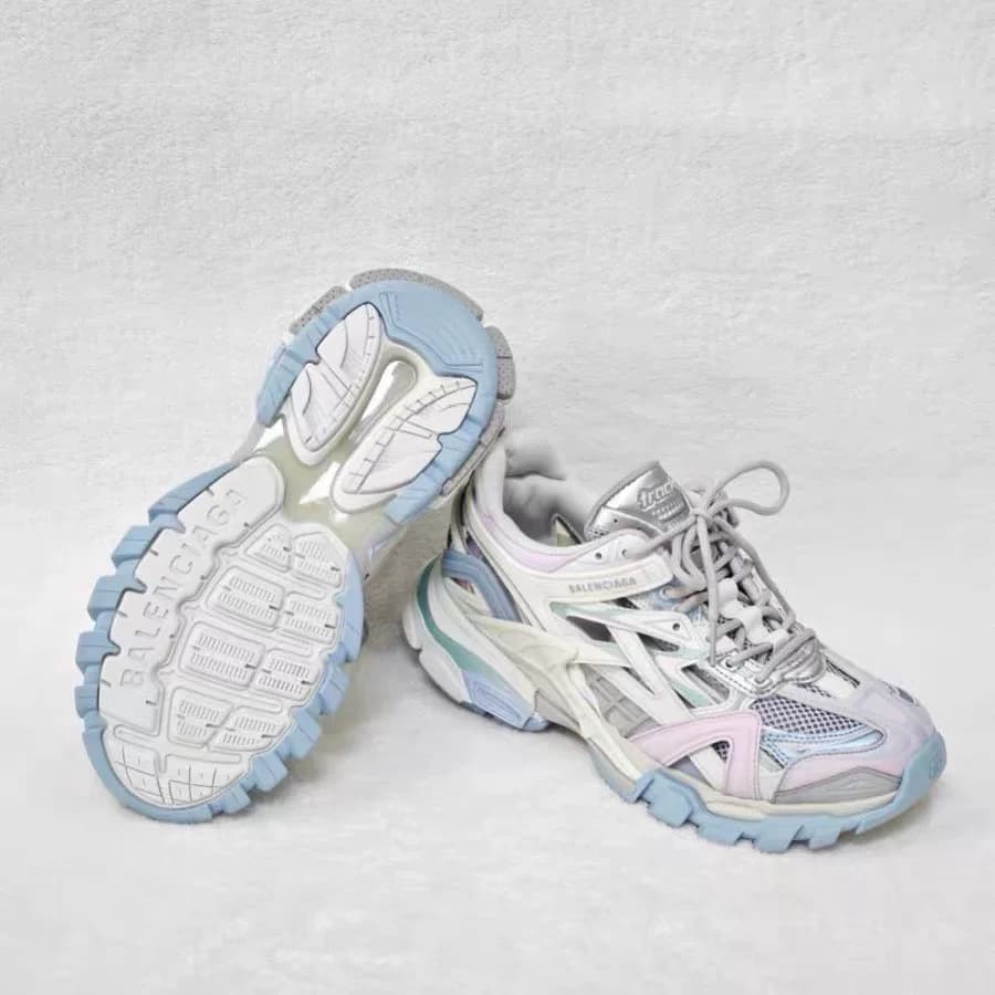 Balenciaga Balenciaga Track 2.0 Папочка с Макаронами в тон цвету