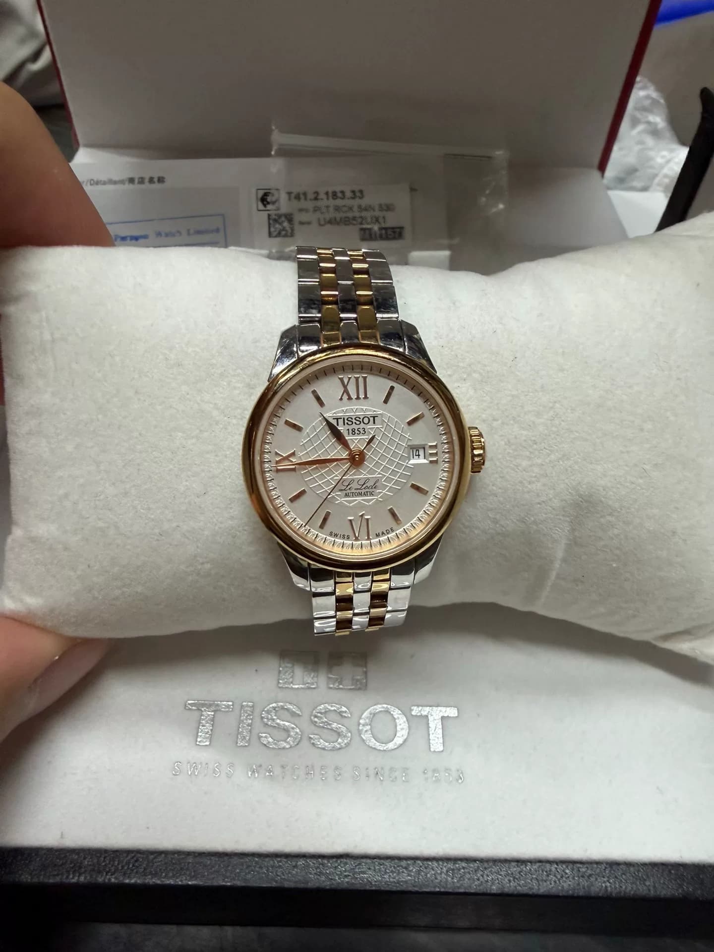 Женские часы Tissot с автоматическим механизмом 6000, купленные в предыдущие несколько лет, коробки с гарантийными талонами и счетами очень подходят…