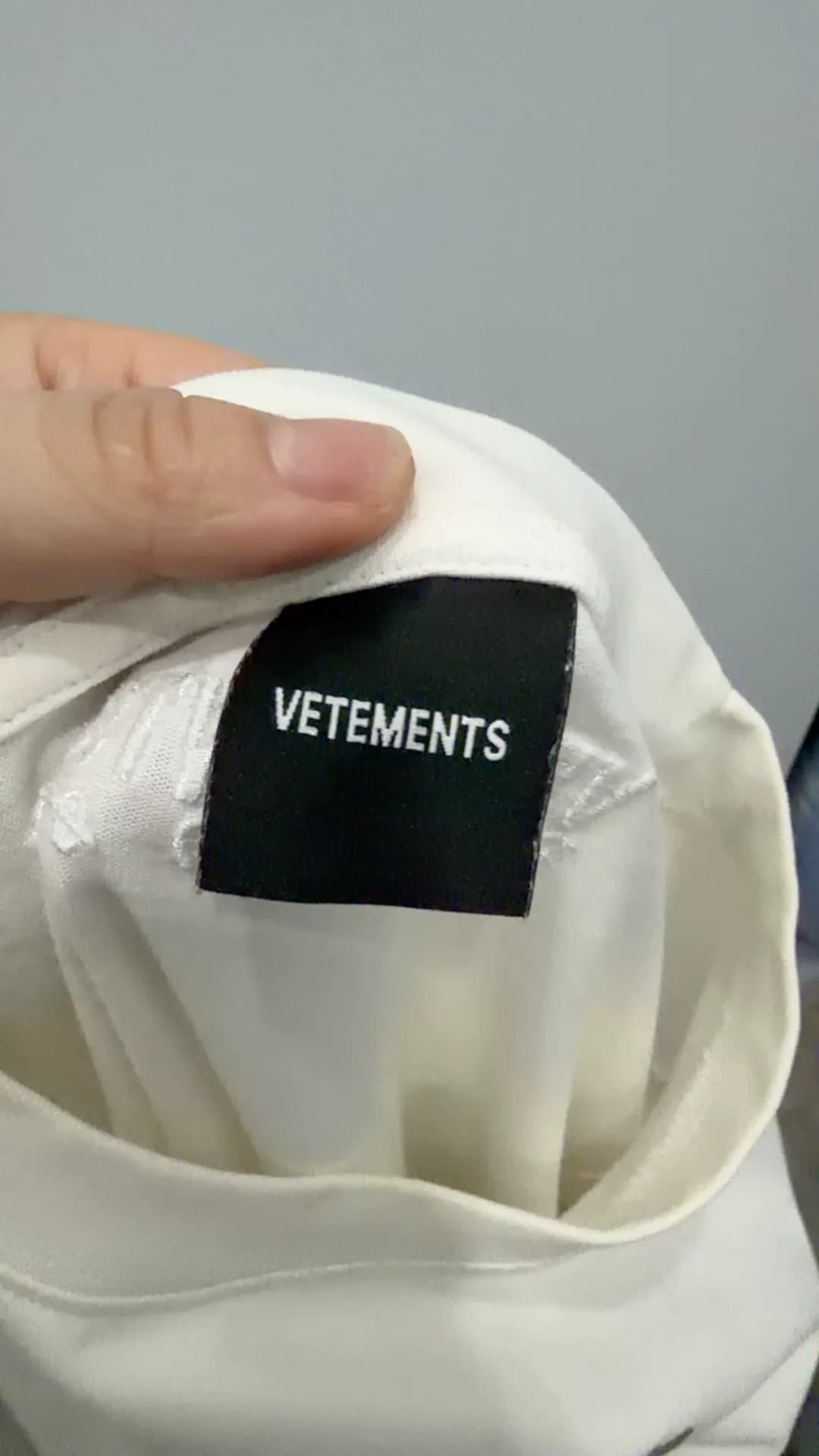 Белая футболка с короткими рукавами VETEMENTS, размер M, свободного кроя, подходит как мужчинам, так и женщинам,