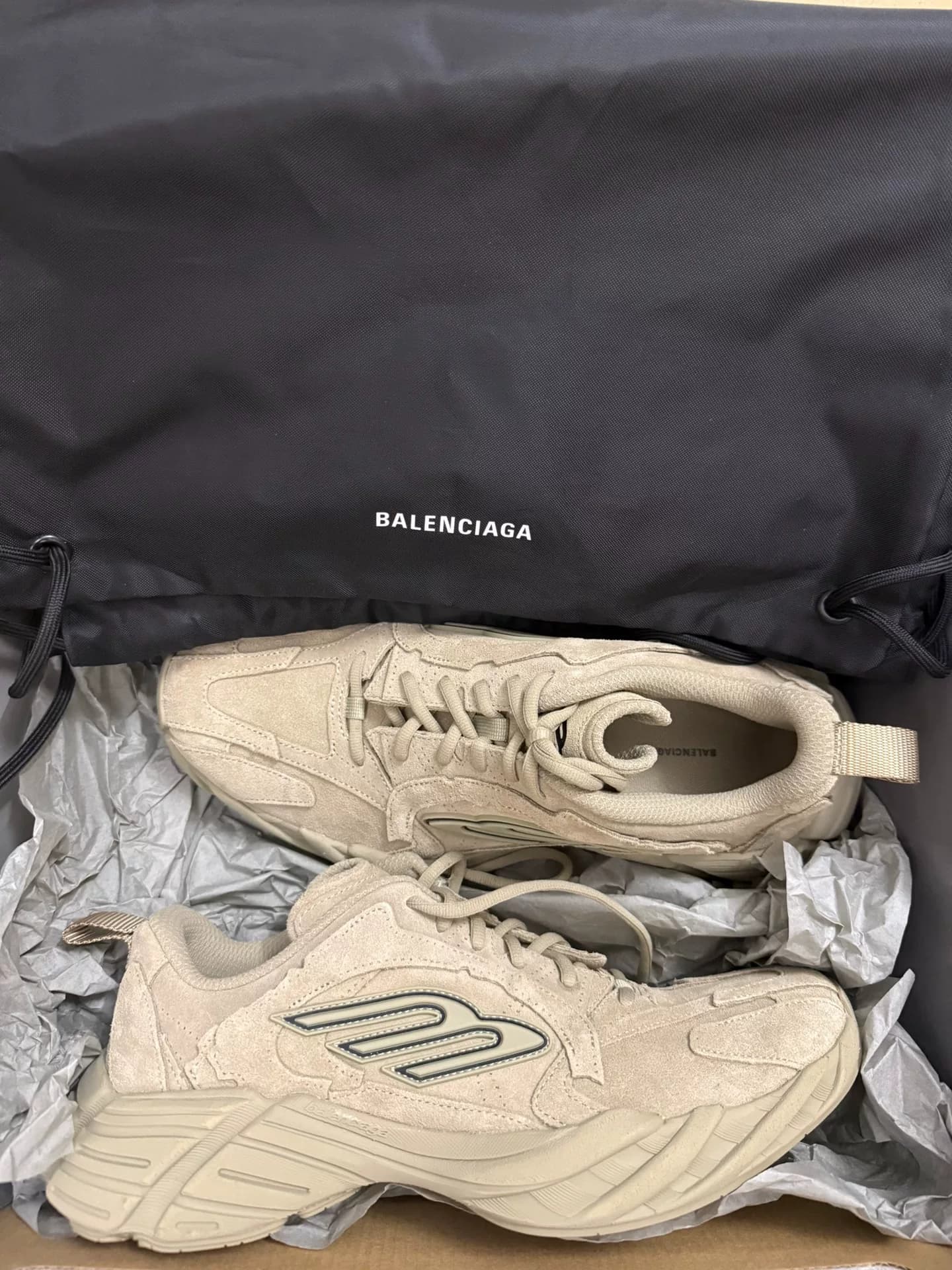Совершенно новый аутентичный бренд Balenciaga Balenciaga Monday