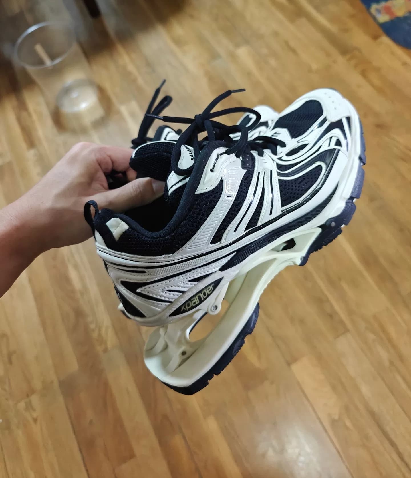 Balenciaga Париж X-Pander черно-белые пружинные кроссовки