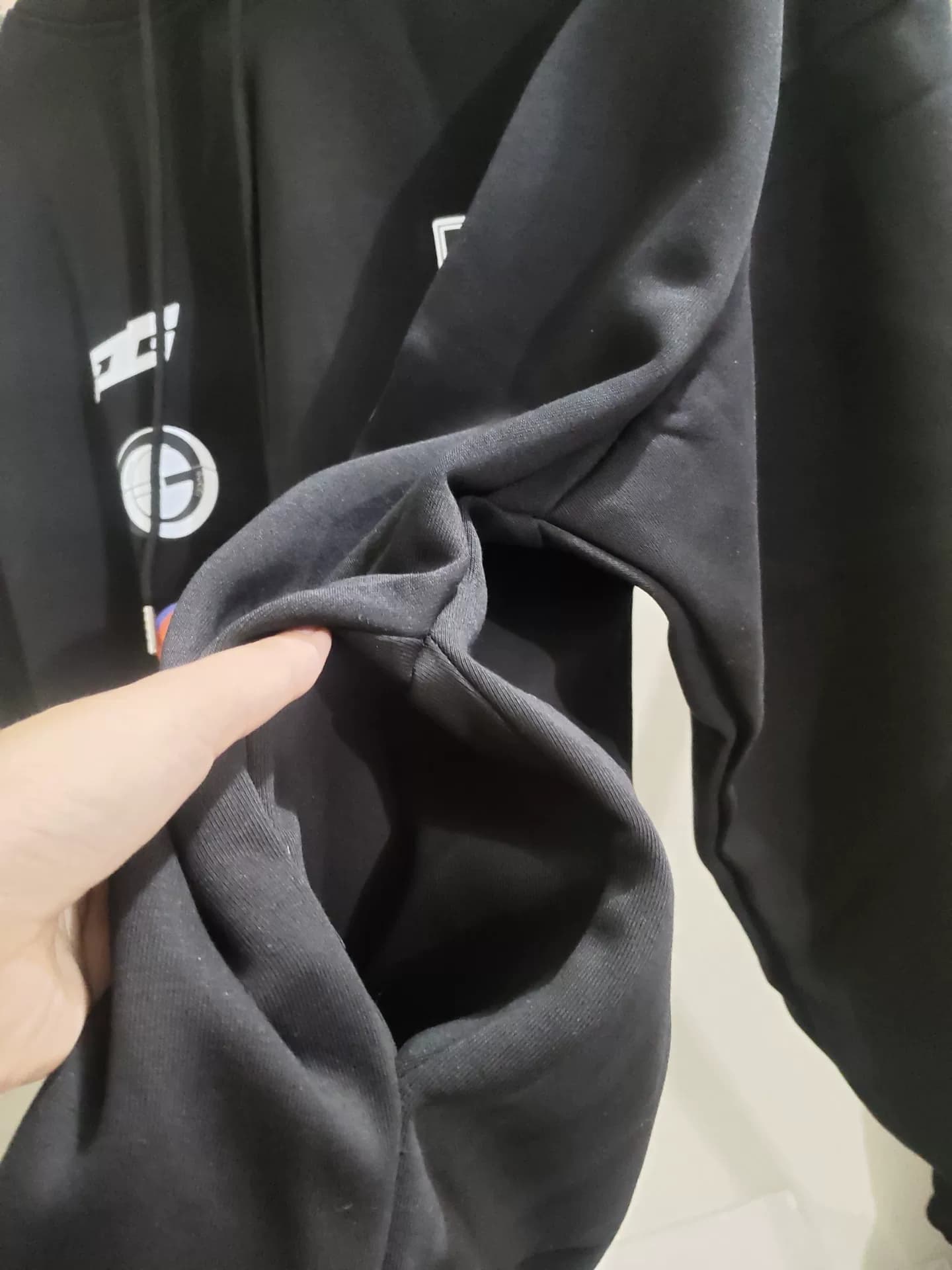 Модный свитер с капюшоном с логотипом бренда GUCCI Gucci design sense