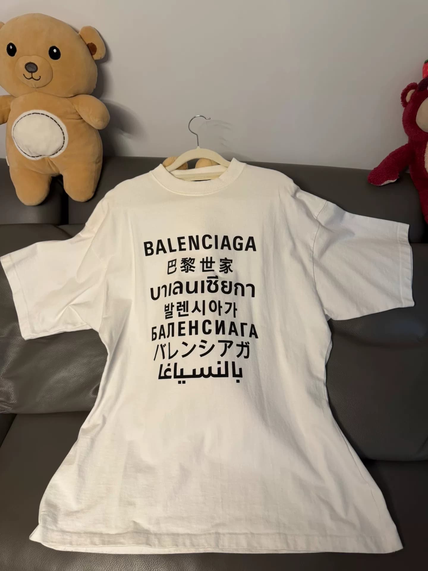 Футболка с короткими рукавами Balenciaga Balenciaga seven languages
