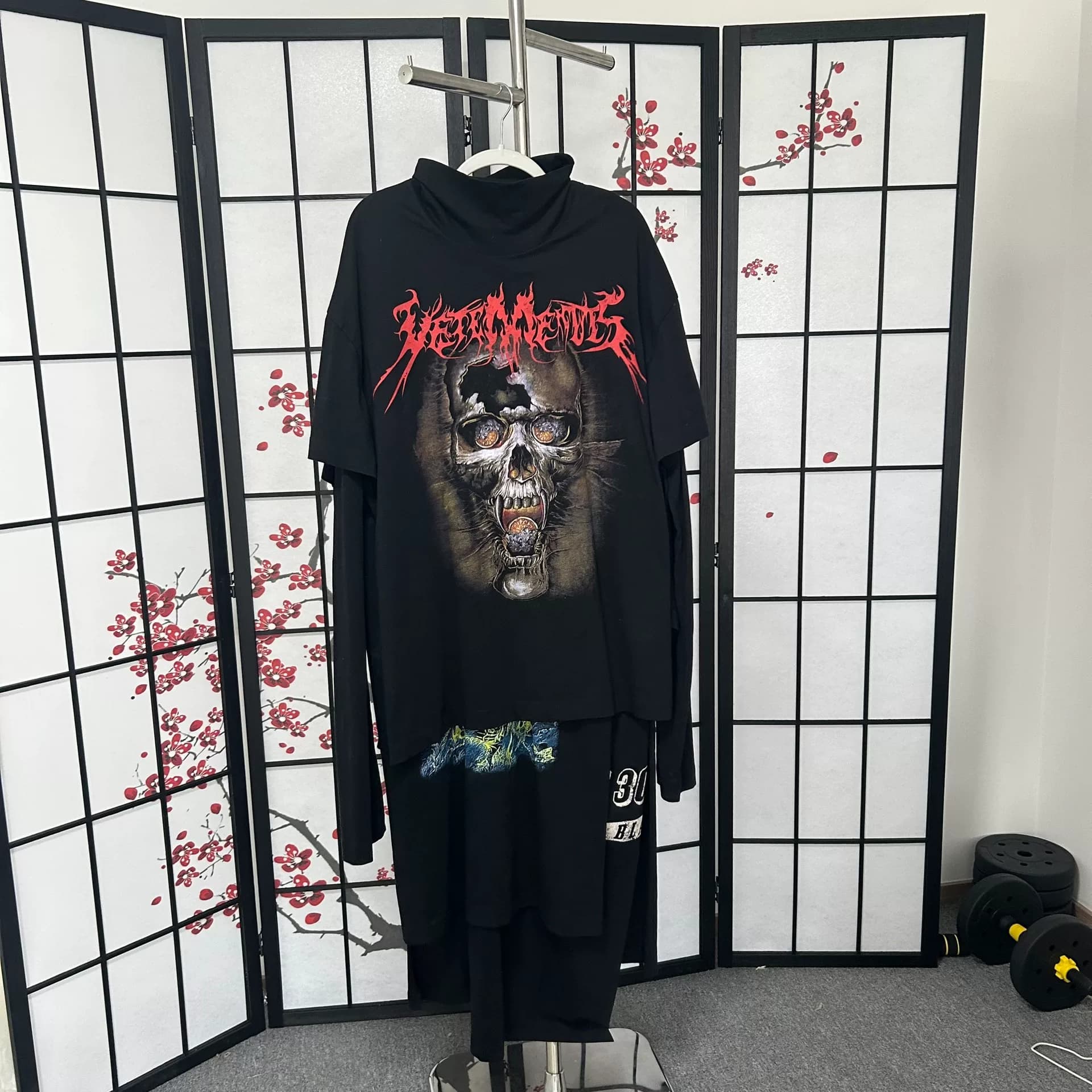 Подлинная гримаса в стиле шоу VETEMENTS 16AW, поддельная из трех частей