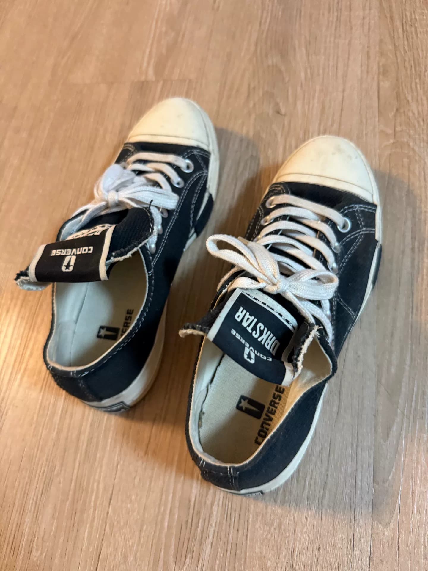 Парусиновые туфли Converse x Rick Owens от DRKSTAR, кобрендовые, черного и белого цветов, с низким вырезом, размер 41, цвет нормальный, есть некоторы…