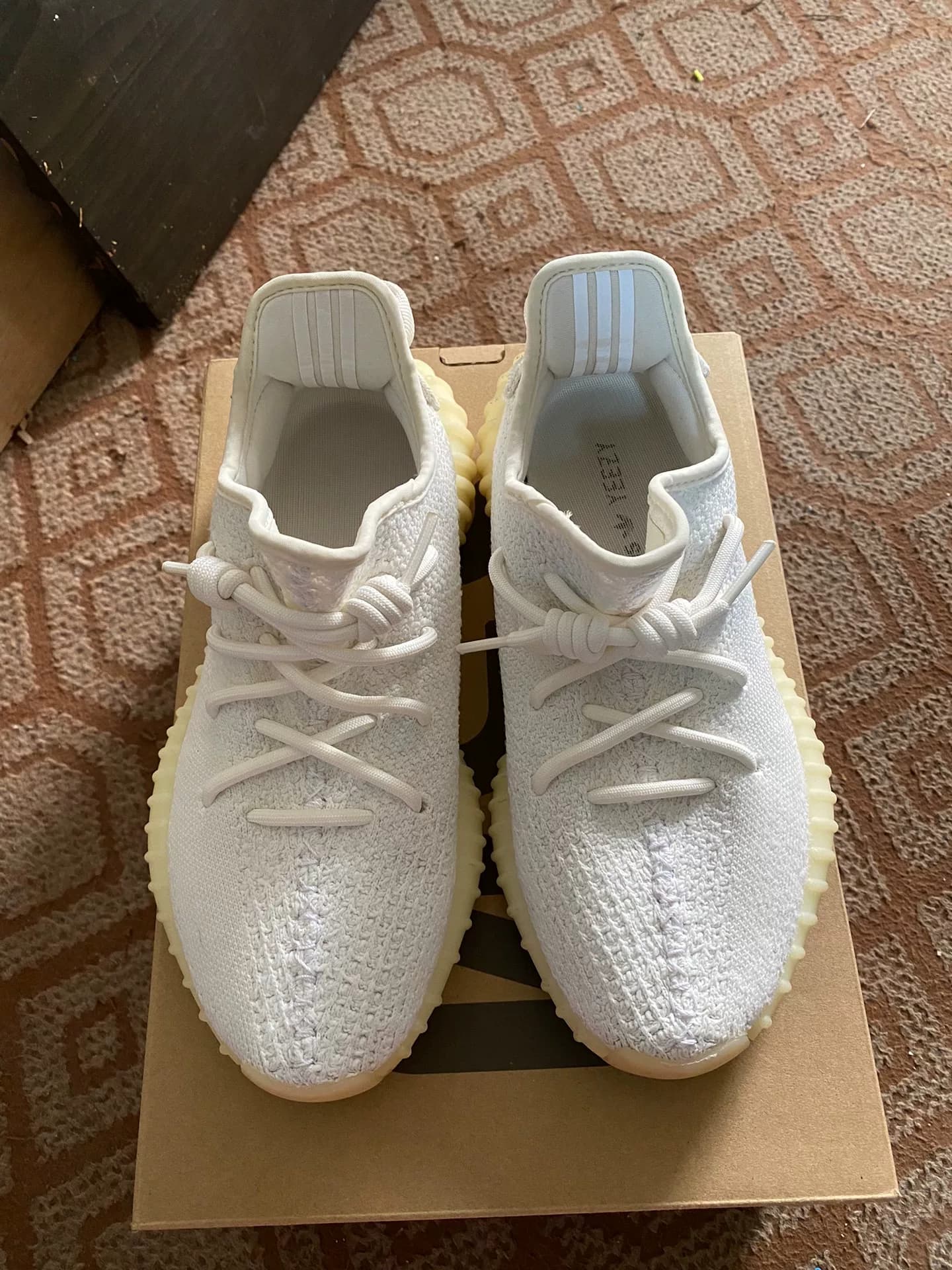 Adidas adidas coconut 350 белое мороженое yeezy350
