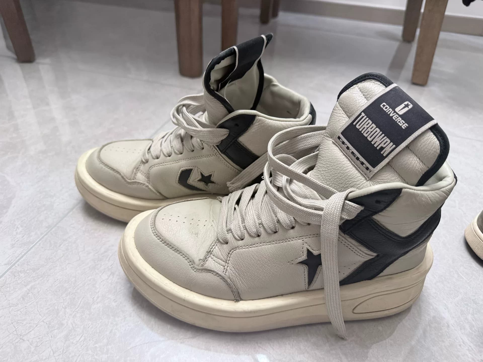 Высокие ботинки Converse x от совместного бренда Rick Owens, цвет слоновой кости