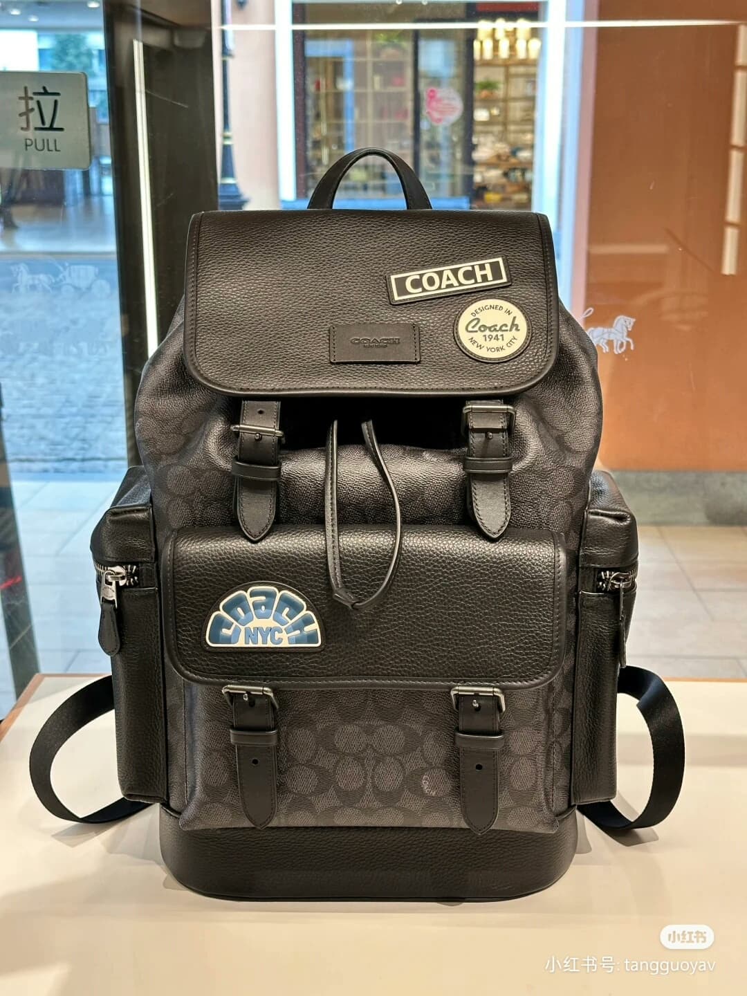 Бесплатная передача рюкзака серии Coach West, обтянутого кожей по всему телу, одинакового для мужчин и женщин