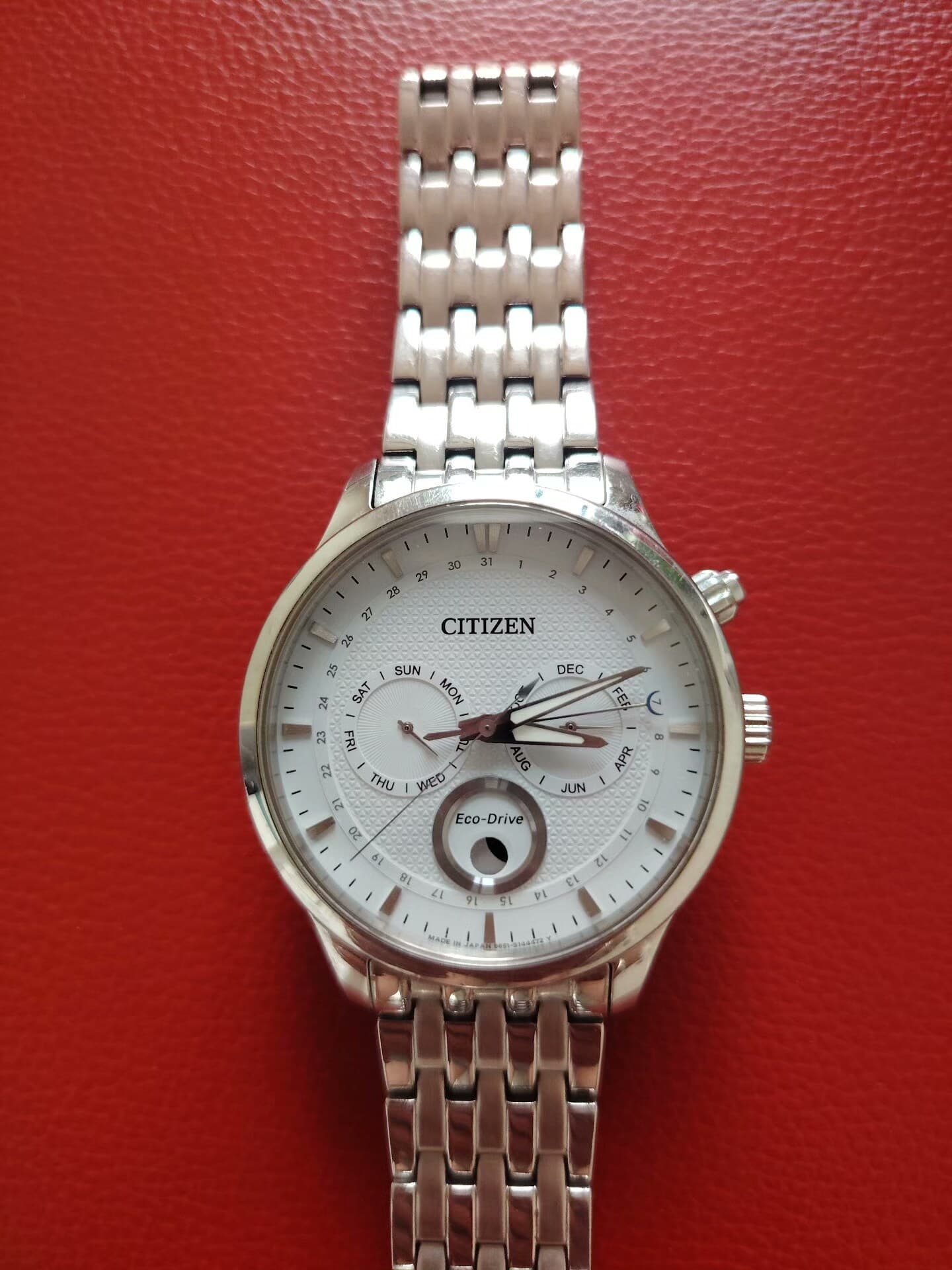 Часы Citizen Solar Kinetic Energy Moon Phase Watch, цена счетчика 3900, актуальный счетчик в Гонконге 2800 купить