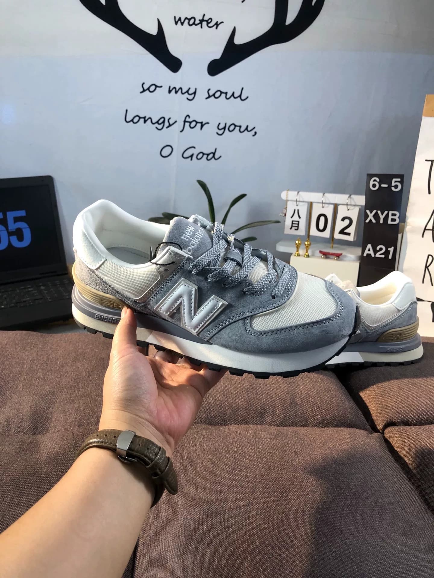 Повседневные спортивные брюки New Balance 574 серии New Balance с глубоким вырезом в стиле ретро