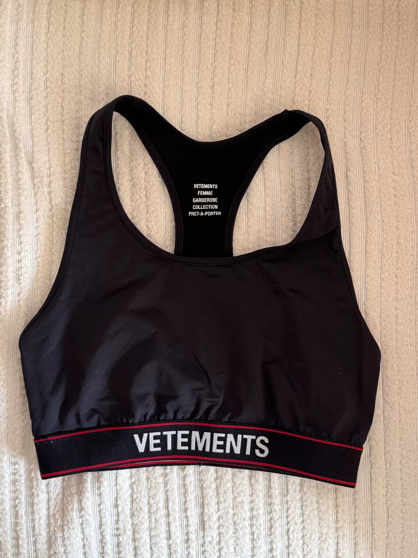 Я надевала его один раз!Черное спортивное нижнее белье VETEMENTS one size