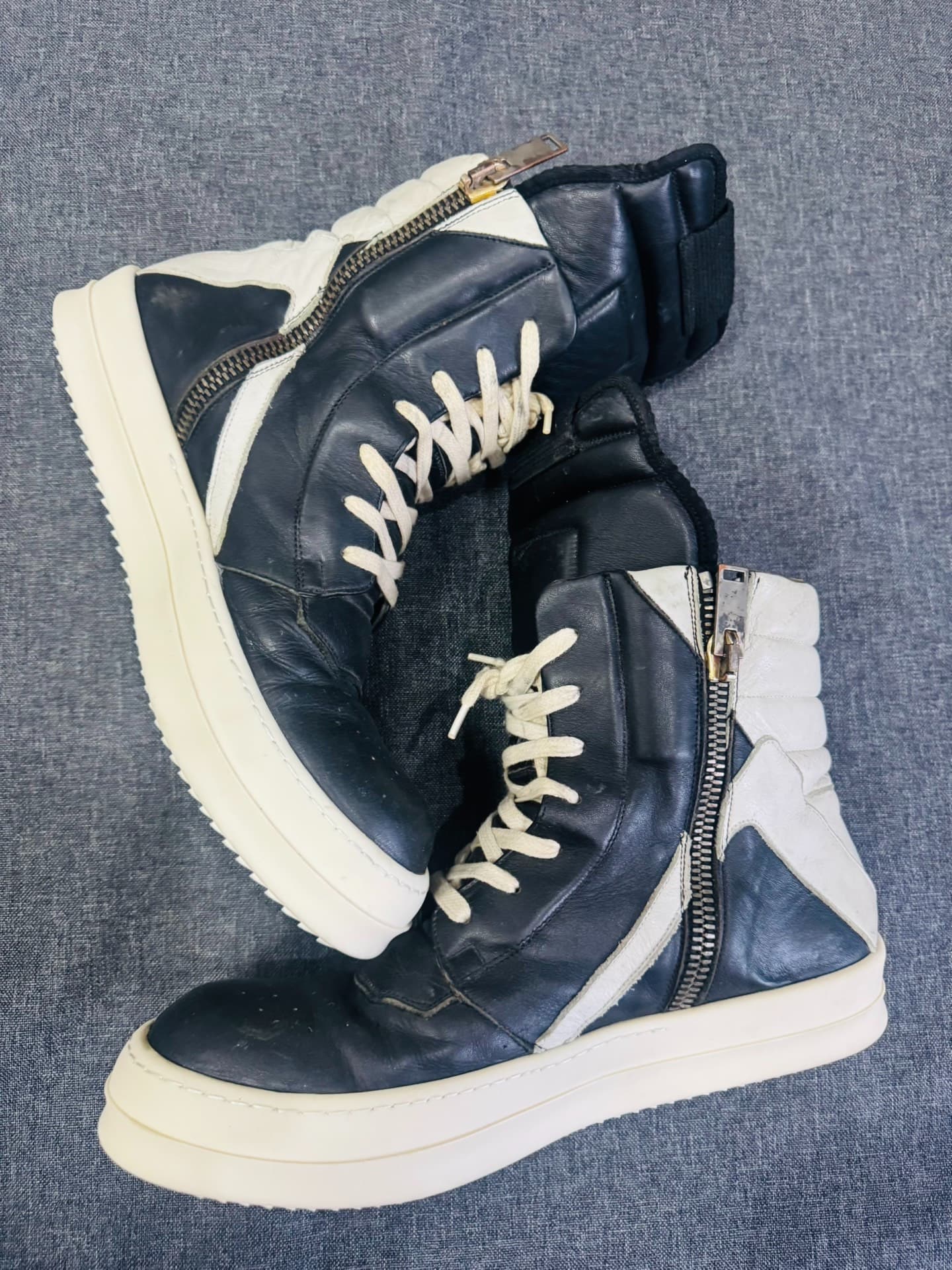 перевернутые треугольные туфли от rickowens