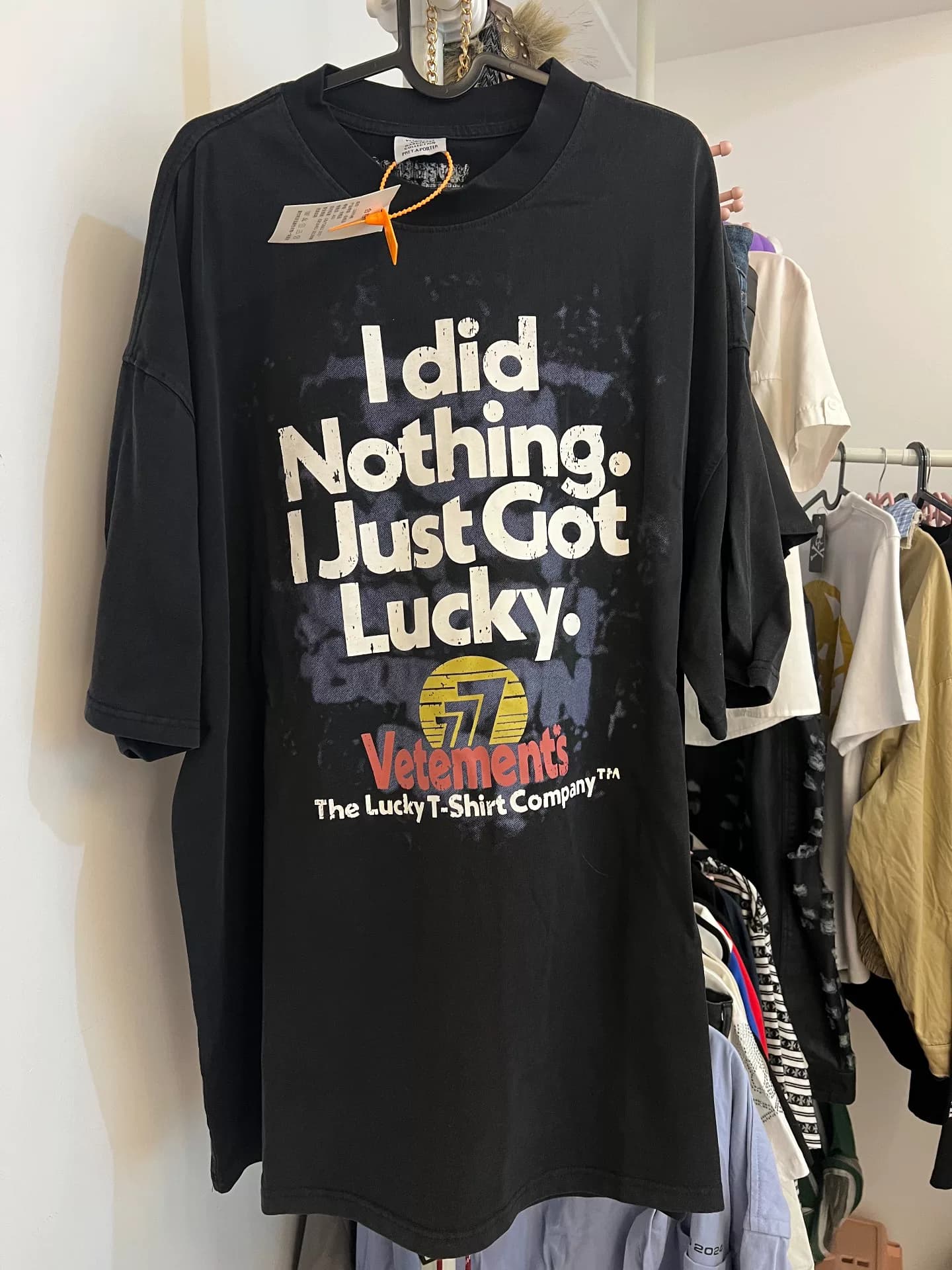 Vetements Lucky 777 Выстиранный черный с коротким рукавом