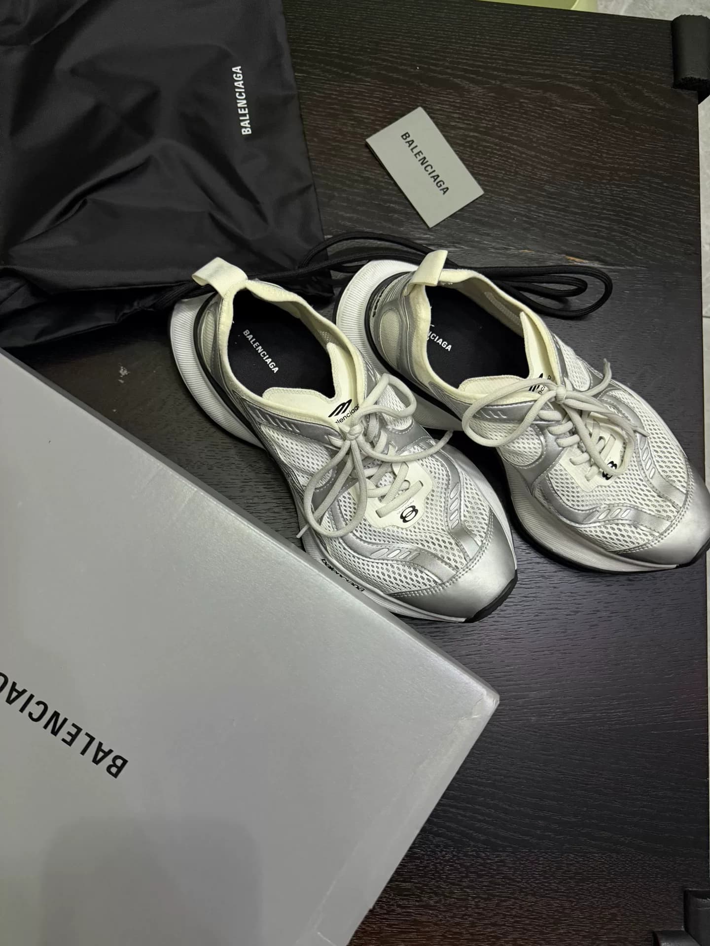 Персональный холостой ход, Balenciaga BALENCIAGA +CIRCUIT + серый