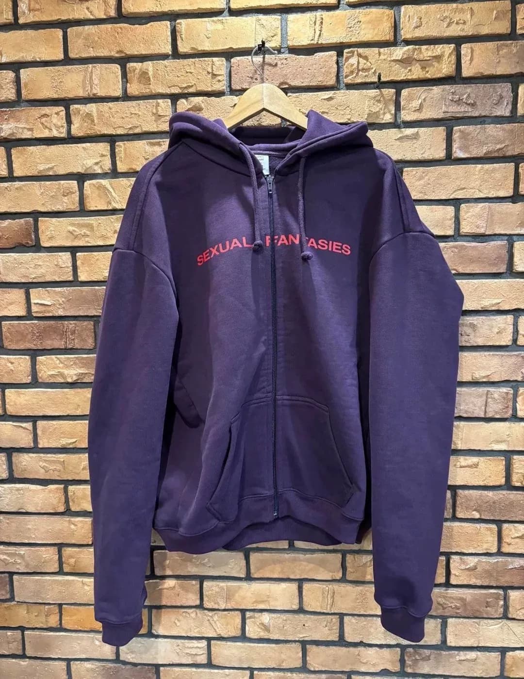 красная волна Vetements 16FW Сексуальная