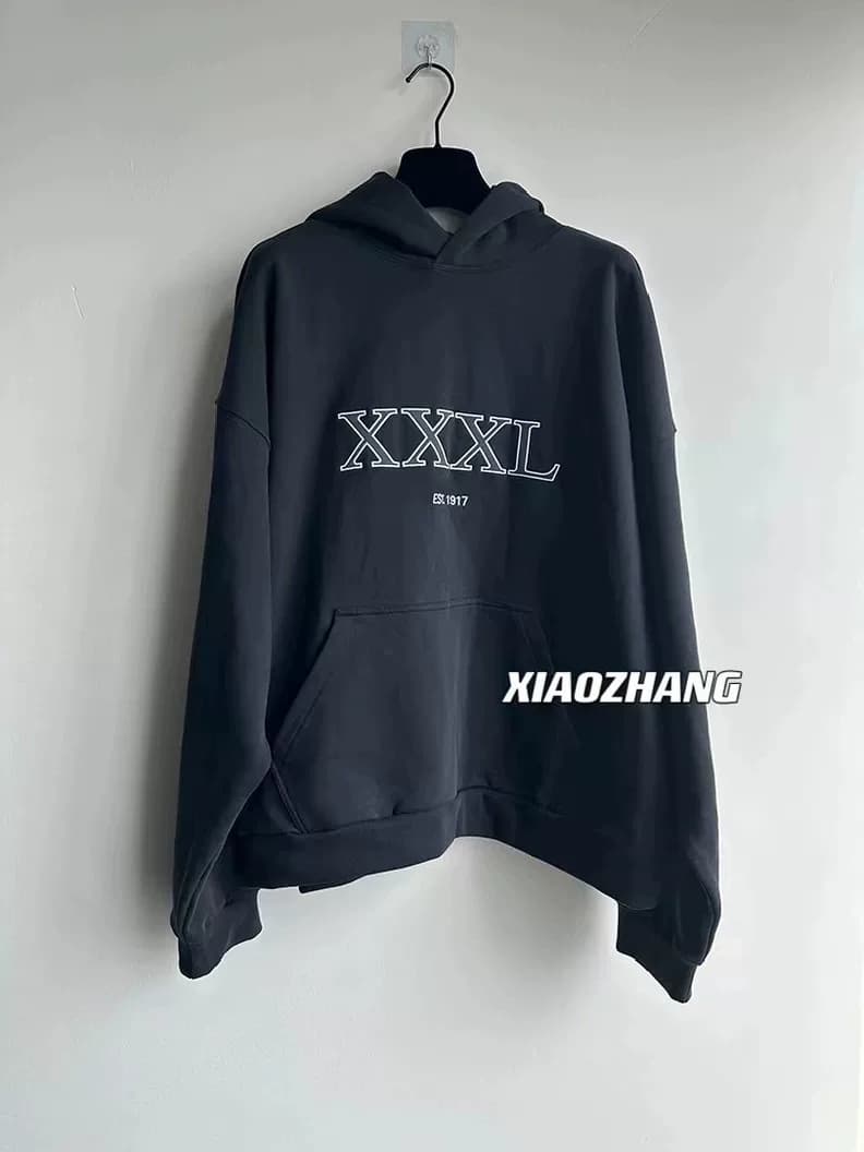 Произведенный директором Balenciaga черный свитер Balenciaga XXXL