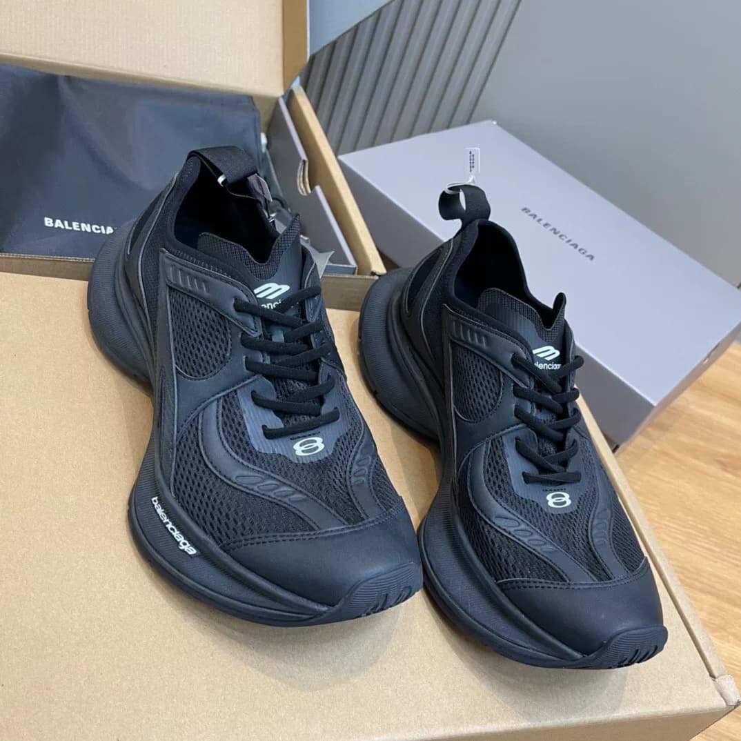 Balenciaga Модный тренд Balenciaga Circuit Чувство дизайна