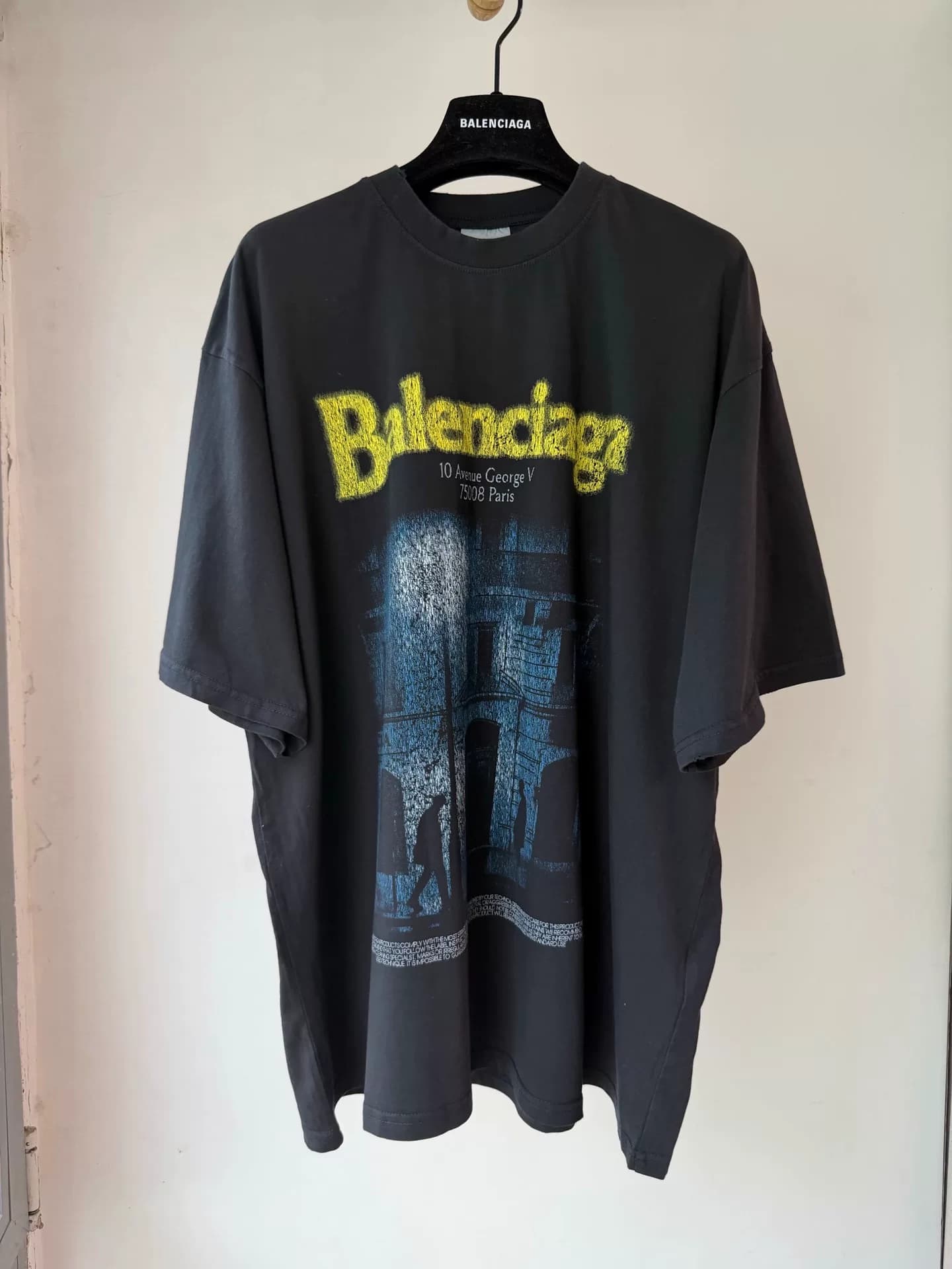 Футболка с круглым вырезом и буквенным принтом Balenciaga Balenciaga SS26