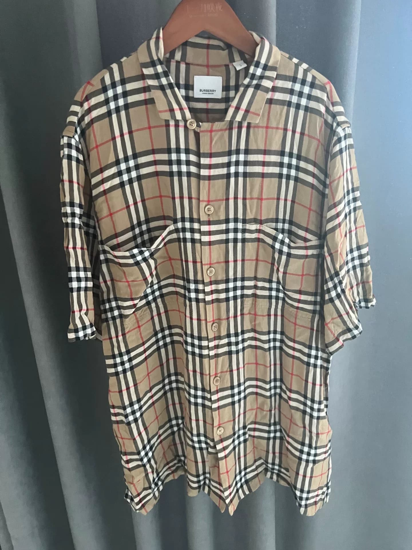 Классическая клетчатая рубашка Burberry от Burberry почти нового цвета