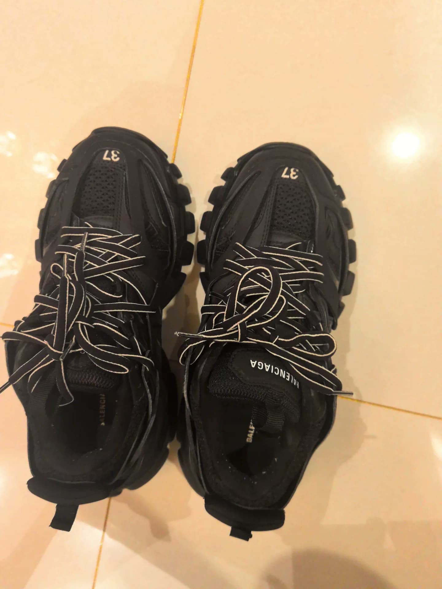 Кроссовки Balenciaga Balenciaga Track Daddy, черные, размер 37, посвящены